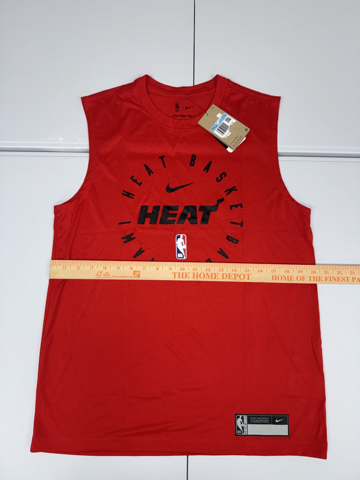 Nike Miami Heat NBA Authentics Sleeveless Shirt Men’s Red NWT Pick Size $35