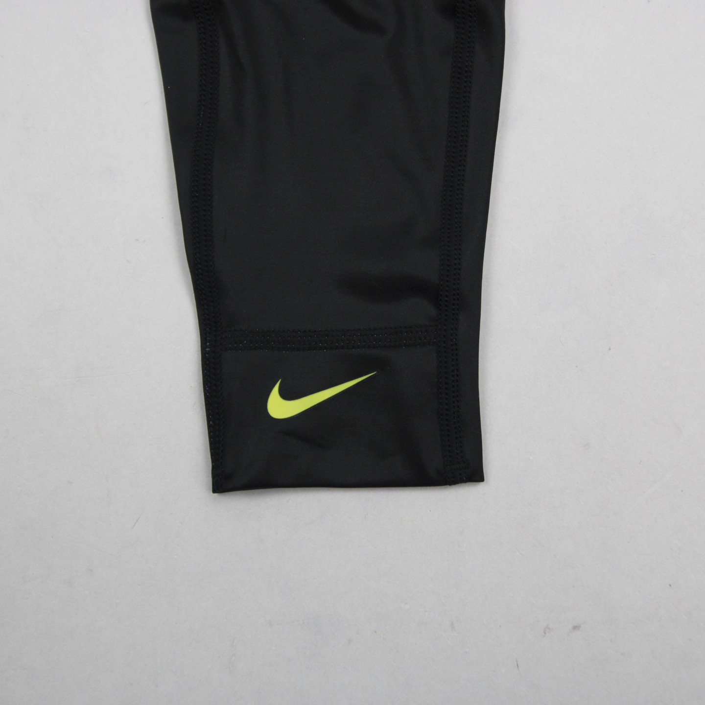 Nike Compression Sleeves-Arm (Shooting) Men’s New without Tags Multiple Sizes