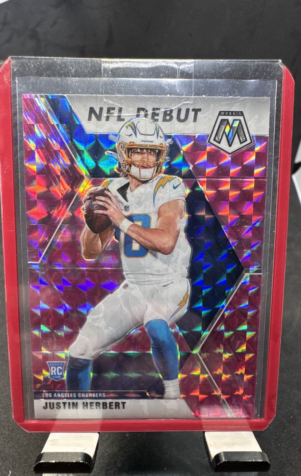 2020 Panini Mosaic – NFL Debut Justin Herbert #263 Camo Pink Mosaic Prizm (RC)
