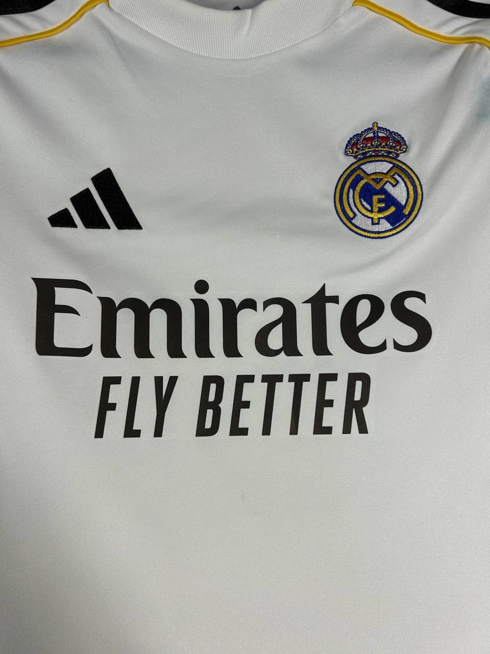 Bellingham Real Madrid Home football shirt 2025 2026 Adidas Young L 13-14Y ig93