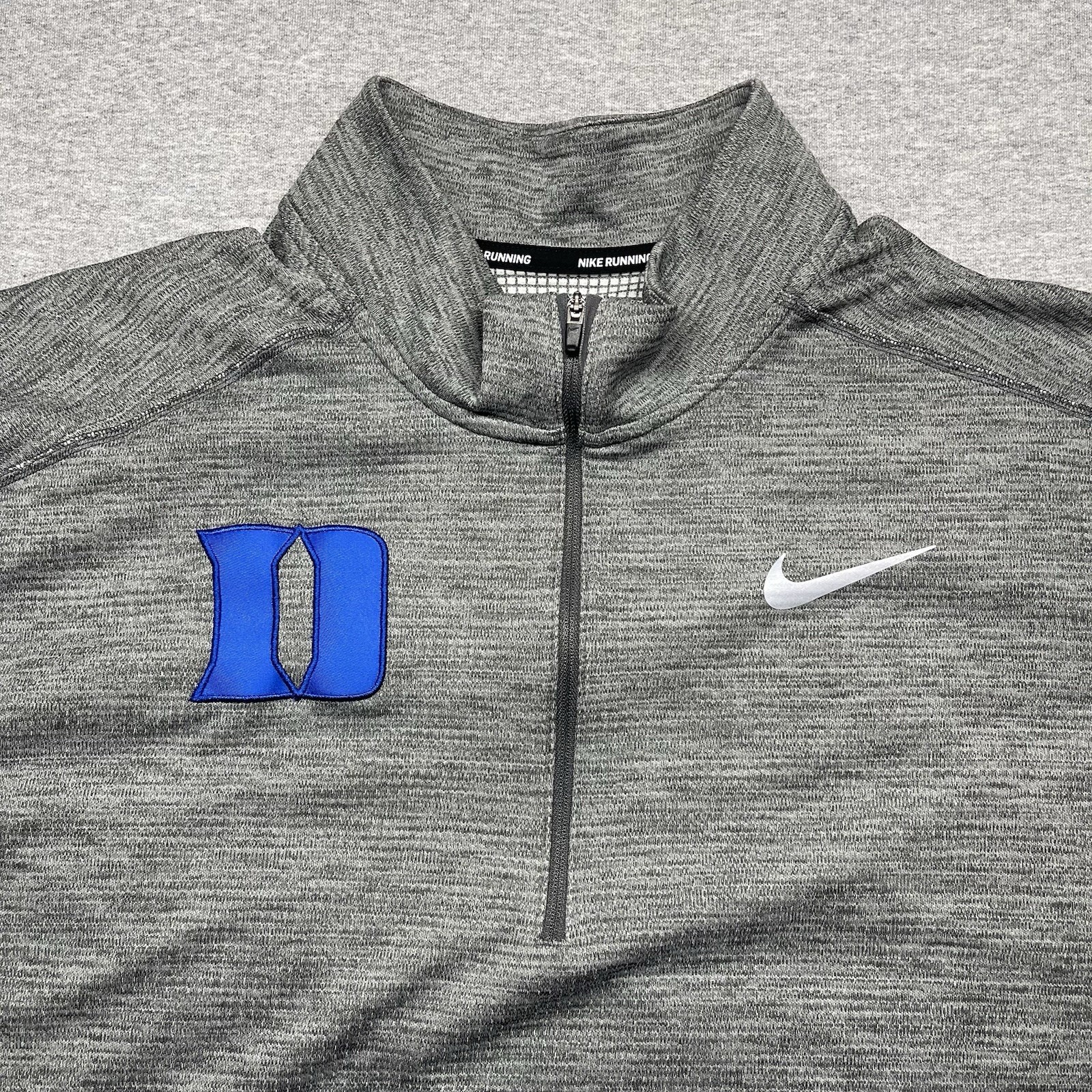 Nike Dri Fit Duke Blue Devils Mens XL Gray Military Bowl 1/4 Zip Pullover Shirt