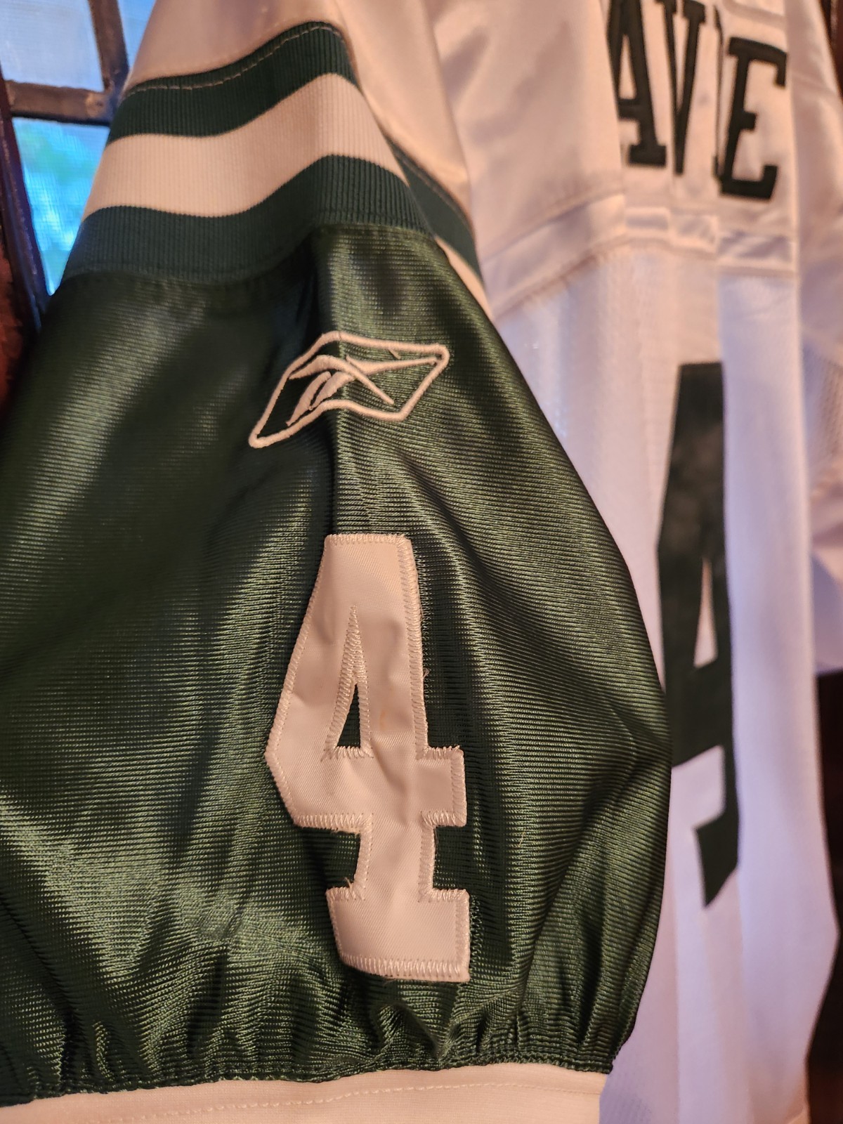 Brett Favre #4 Reebok NFL Authentic New York Jets White Jersey in Size 54