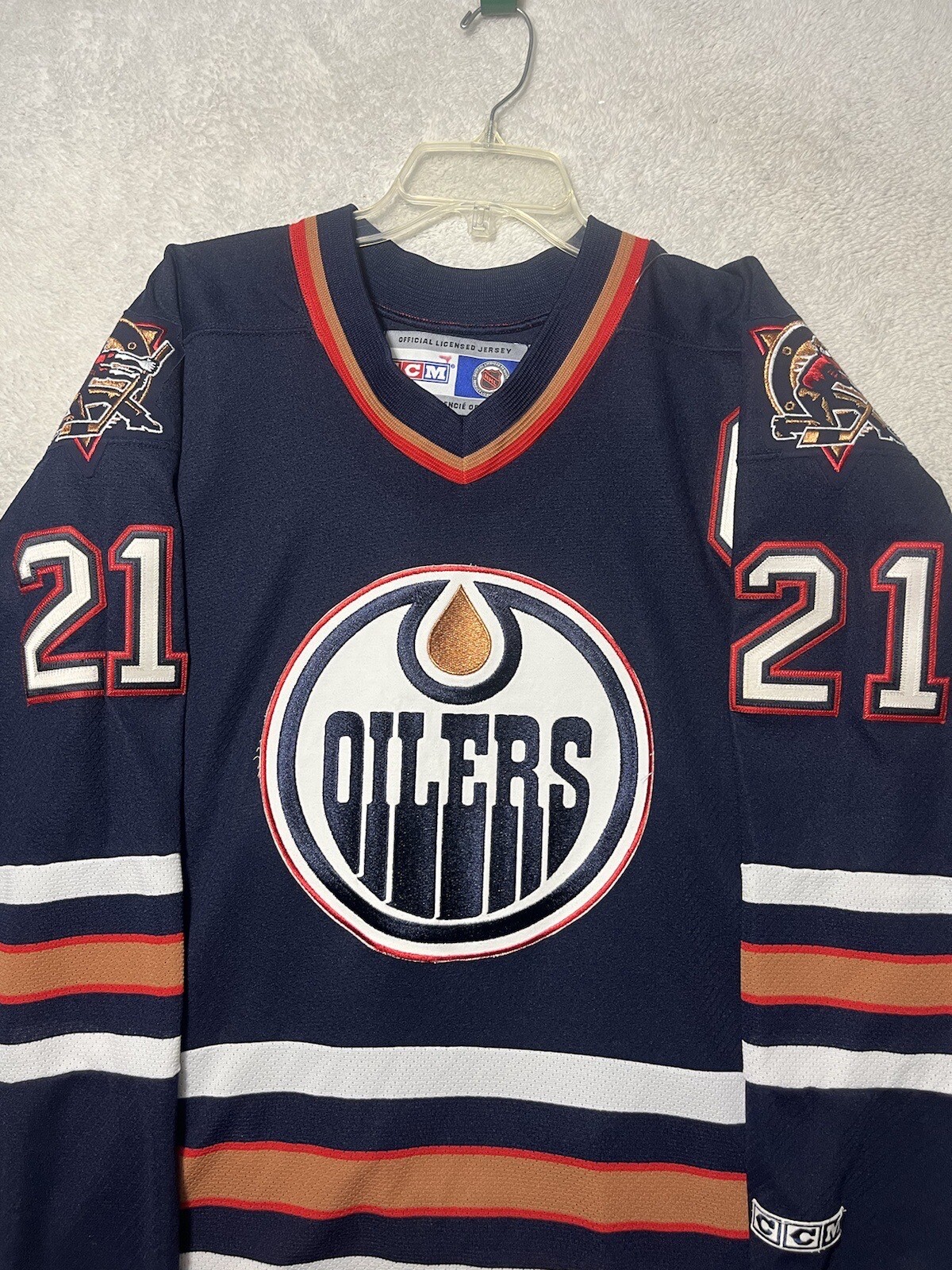 JASON SMITH EDMONTON OILERS CCM STANLEY CUP REPLICA JERSEY XXL NEVER WORN..