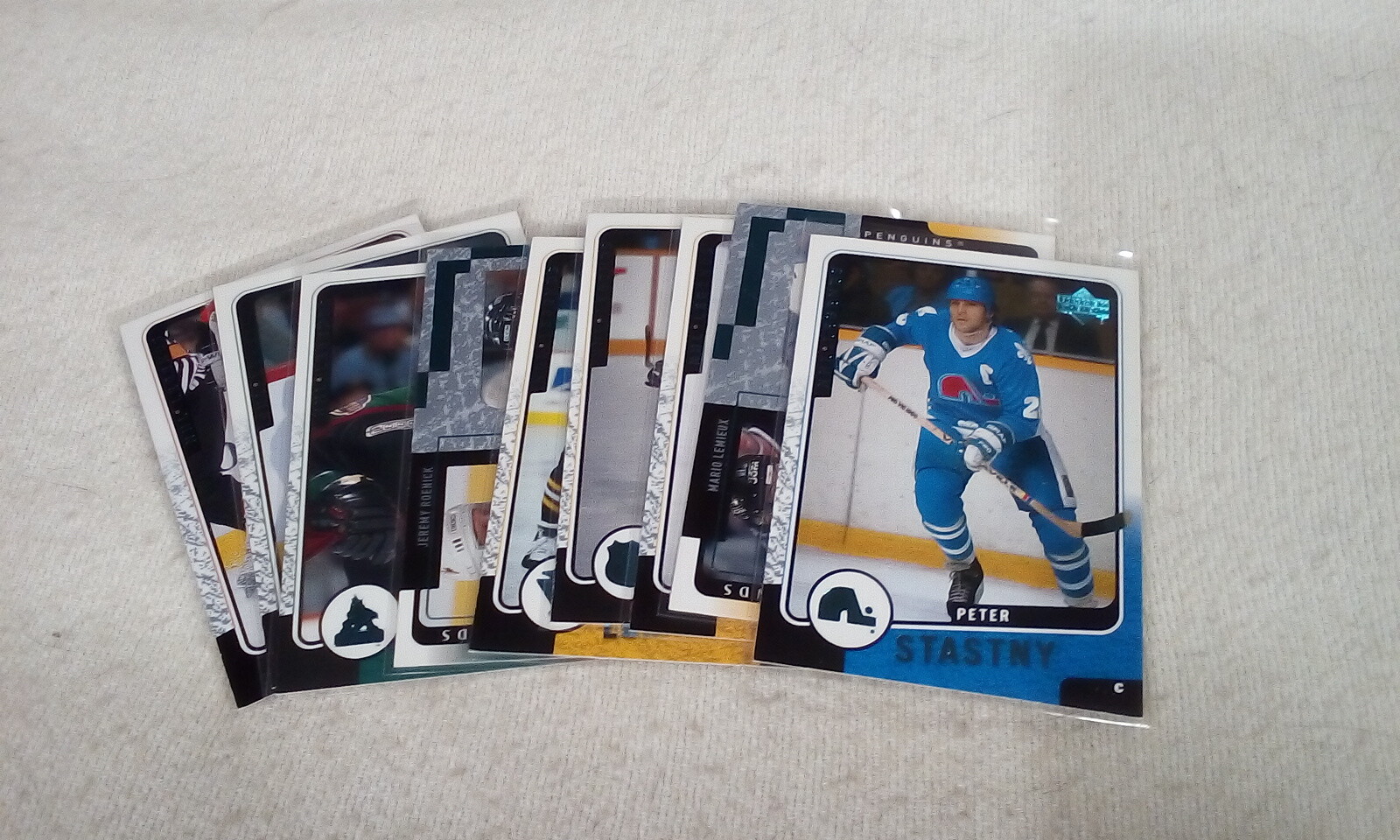2000-01 UD NHL Legends 100-135 Part. Base Set Pick cards that you want/need.