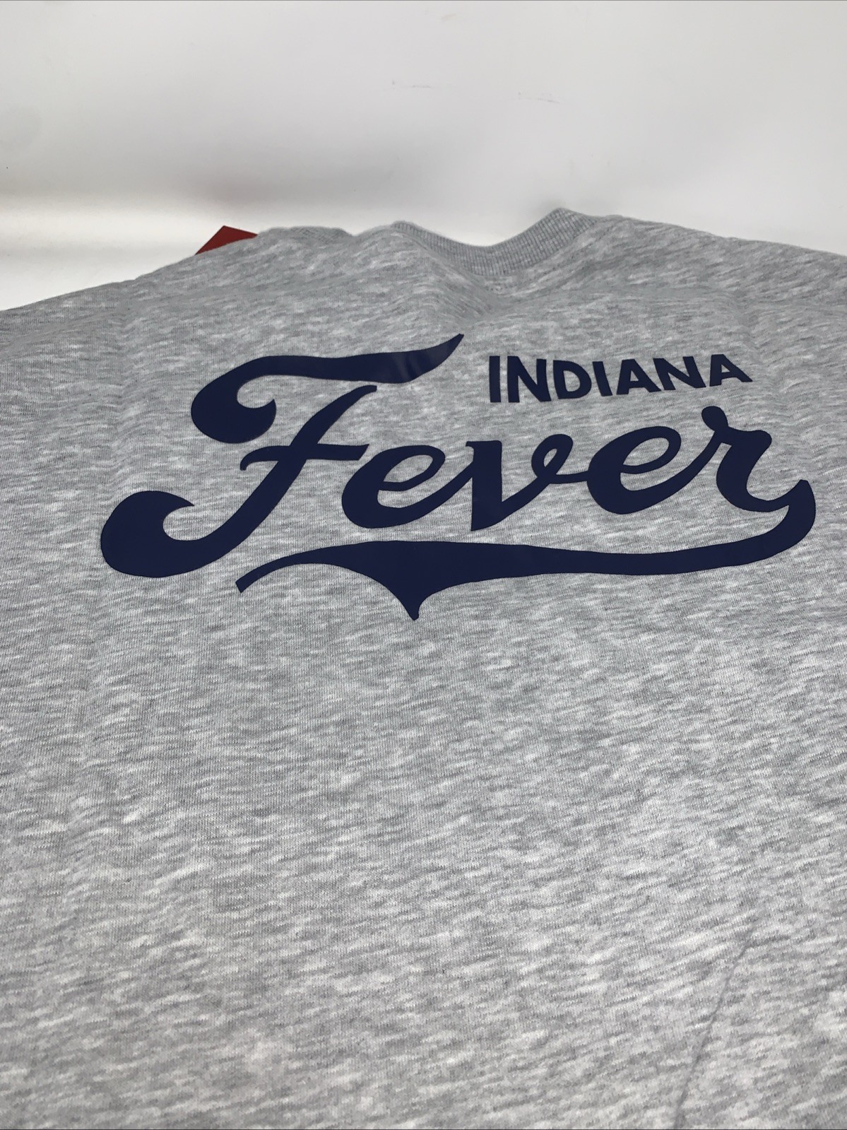 WNBA Indiana Fever Grey Mens large Sweatshirt NWT By Ultra Game And WNBA Mens L