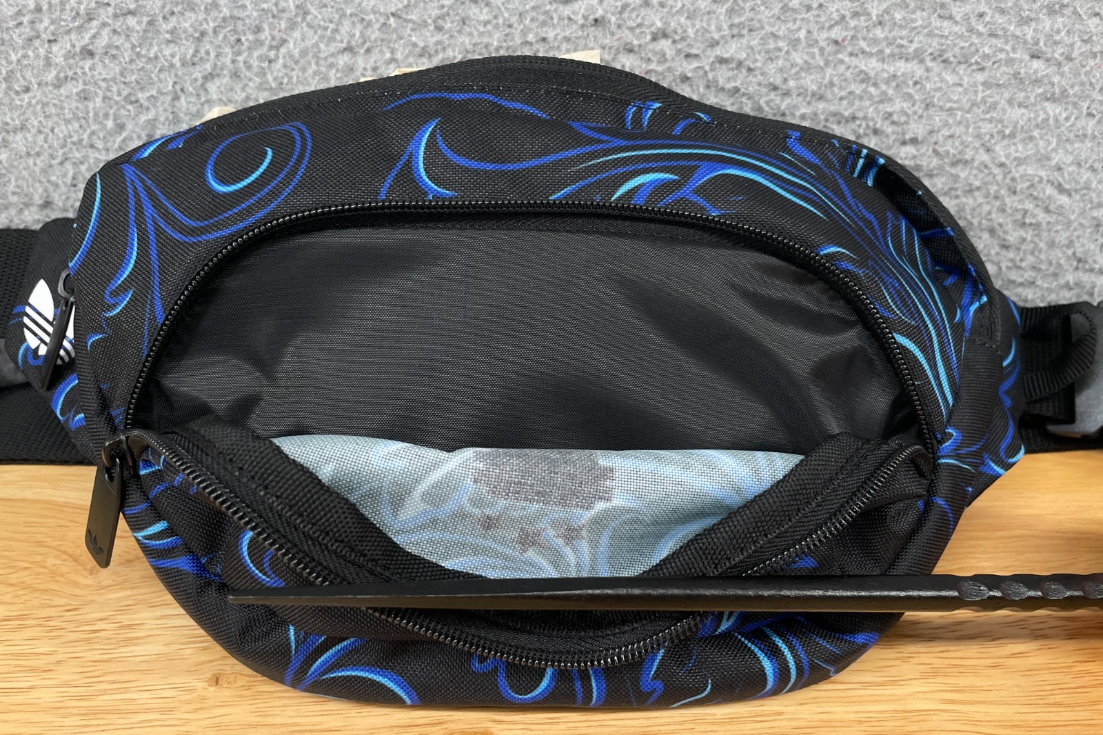 Adidas Argentina 26 Waist Bag Fanny Pack Black Lucid Blue National Team KE1381