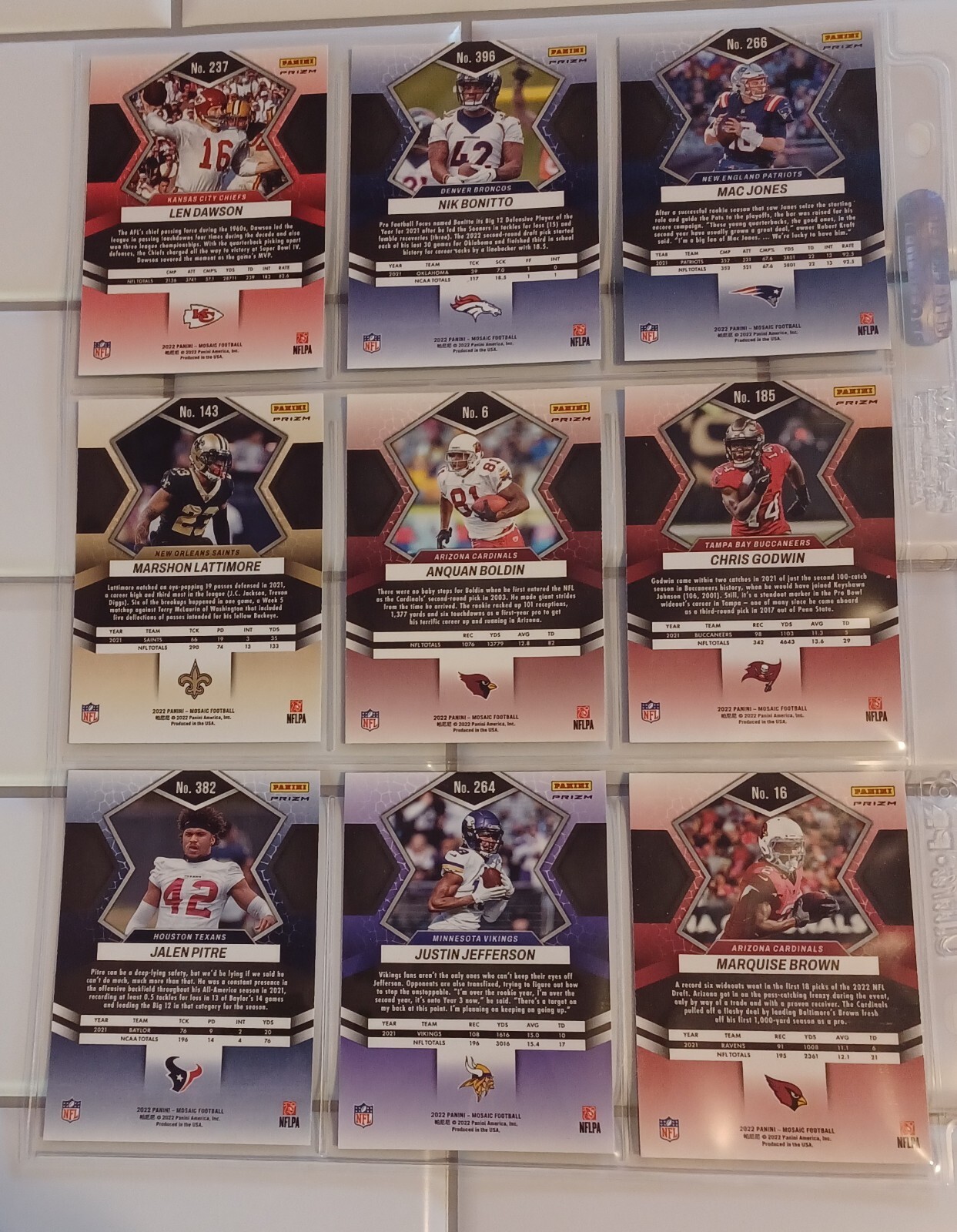 9 CARD LOT 2022 GREEN MOSAIC FOOTBALL ROOKIES & VETERNS