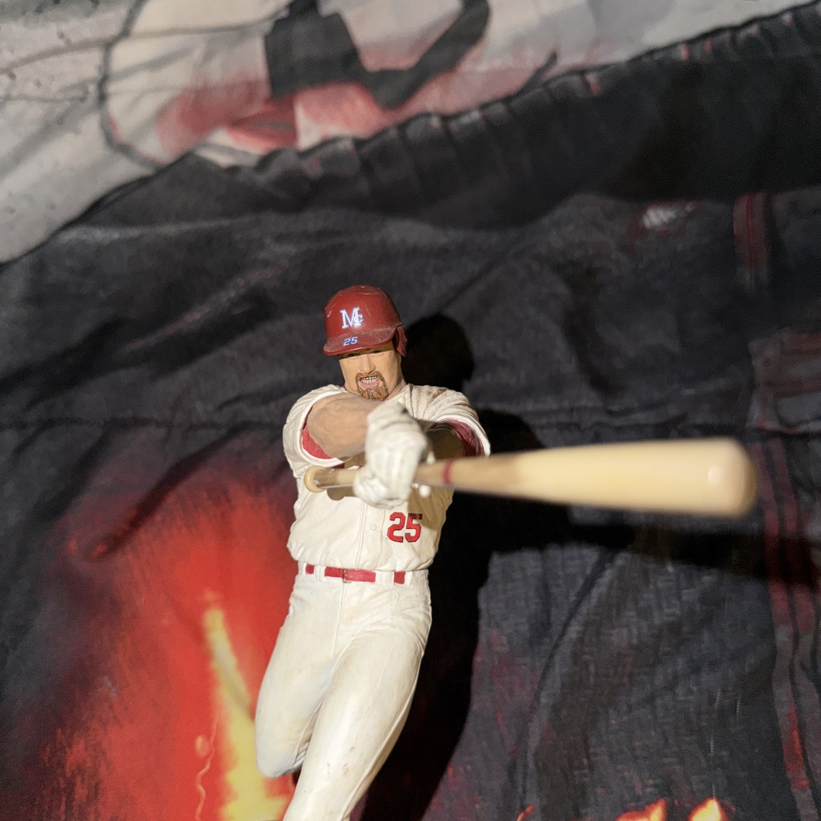 2001 Mark McGwire St. Louis Cardinals Figure MLB Series 1 McFarlane no stand #25