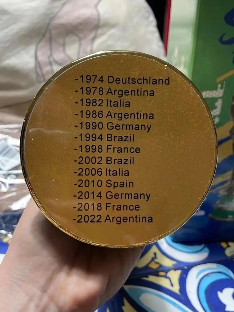 New Top Quality Resin 1:1 World Cup Football Trophy Full Size36cm Fast Shipping