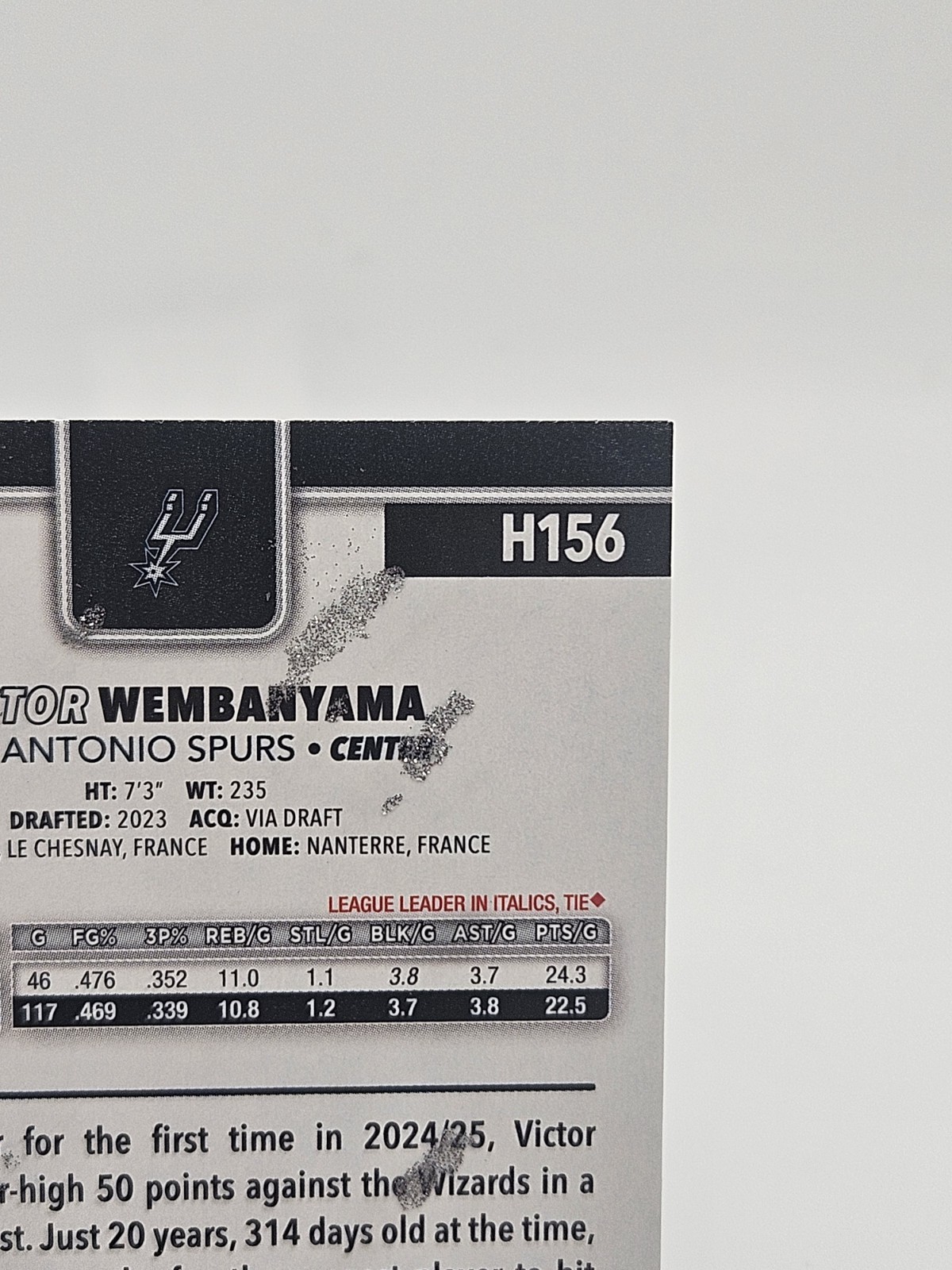 2025-26 Topps Holiday Victor Wembanyama #H156 Holiday Light Blue White RARE -MB