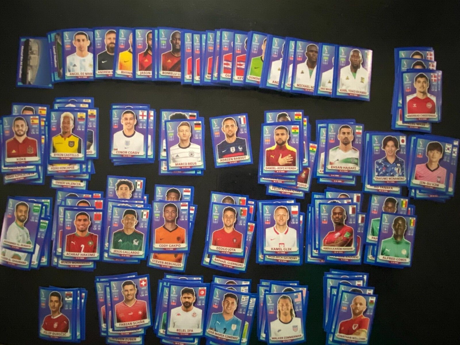2022 World Cup Qatar Panini Stickers USA EDITION BLUE BORDER PARALLEL PICK #4