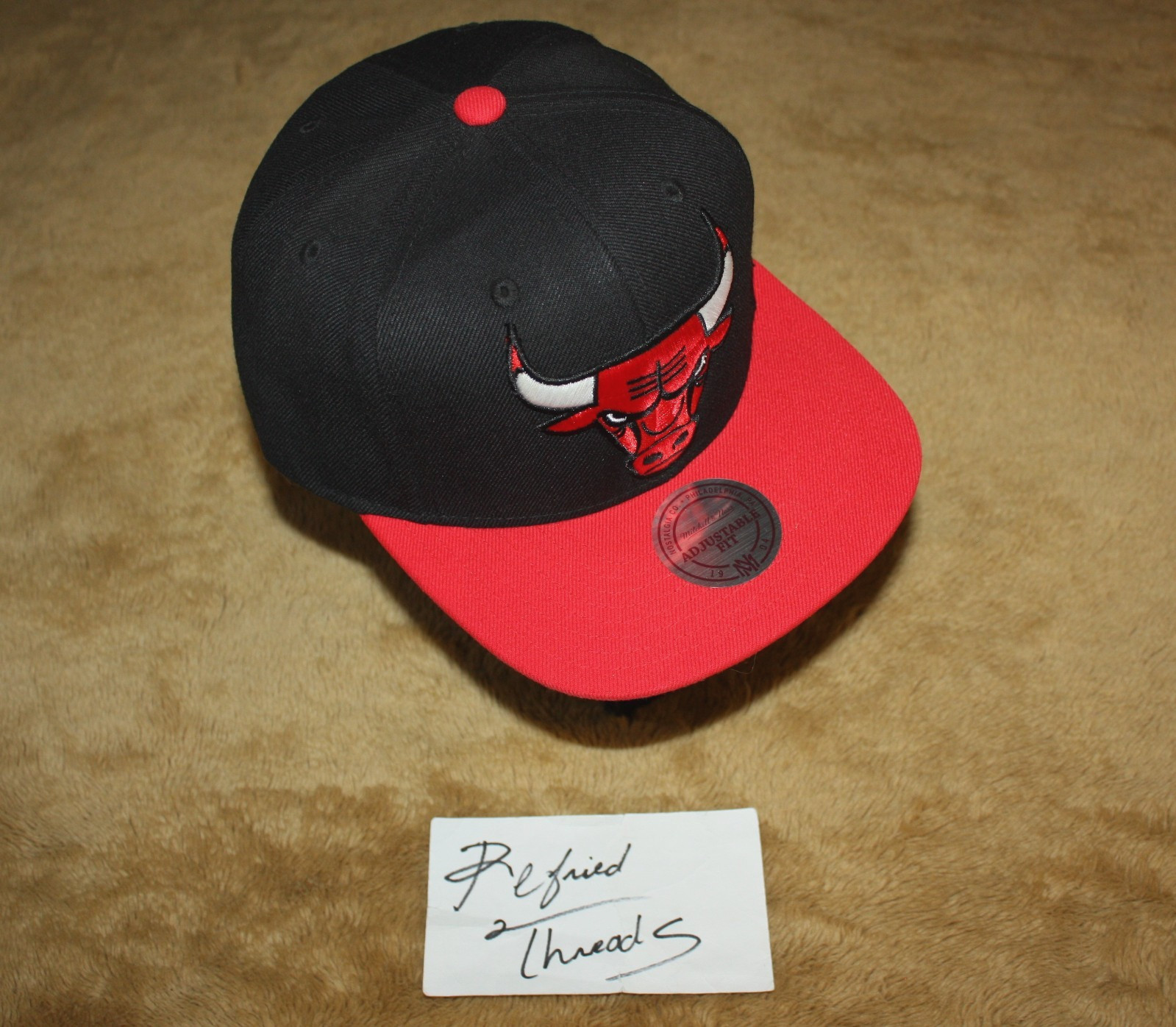 2016 Mitchell & Ness Bulls Snapback Hat Black Red NBA Side Logo NZU07 Wool Blend
