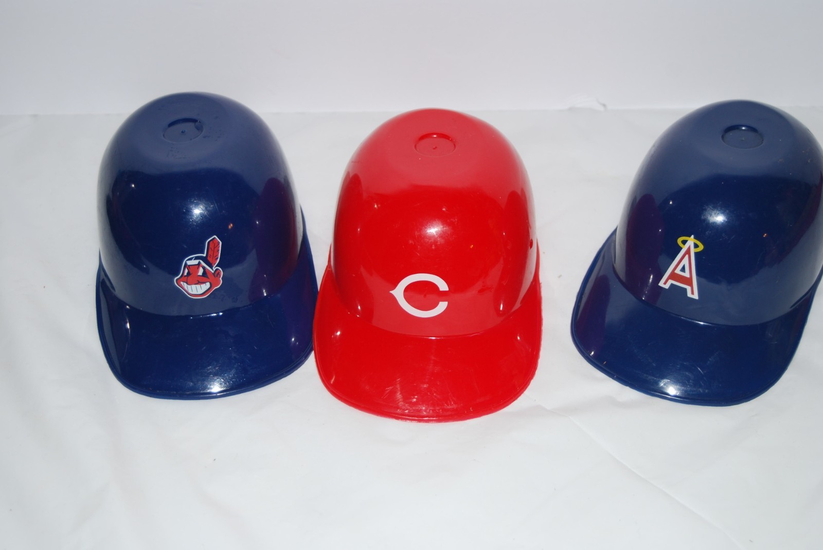 Vtg MLB Mini Baseball Helmet Ice Cream Snack Bowls Lot of 3 Reds Angels Indians