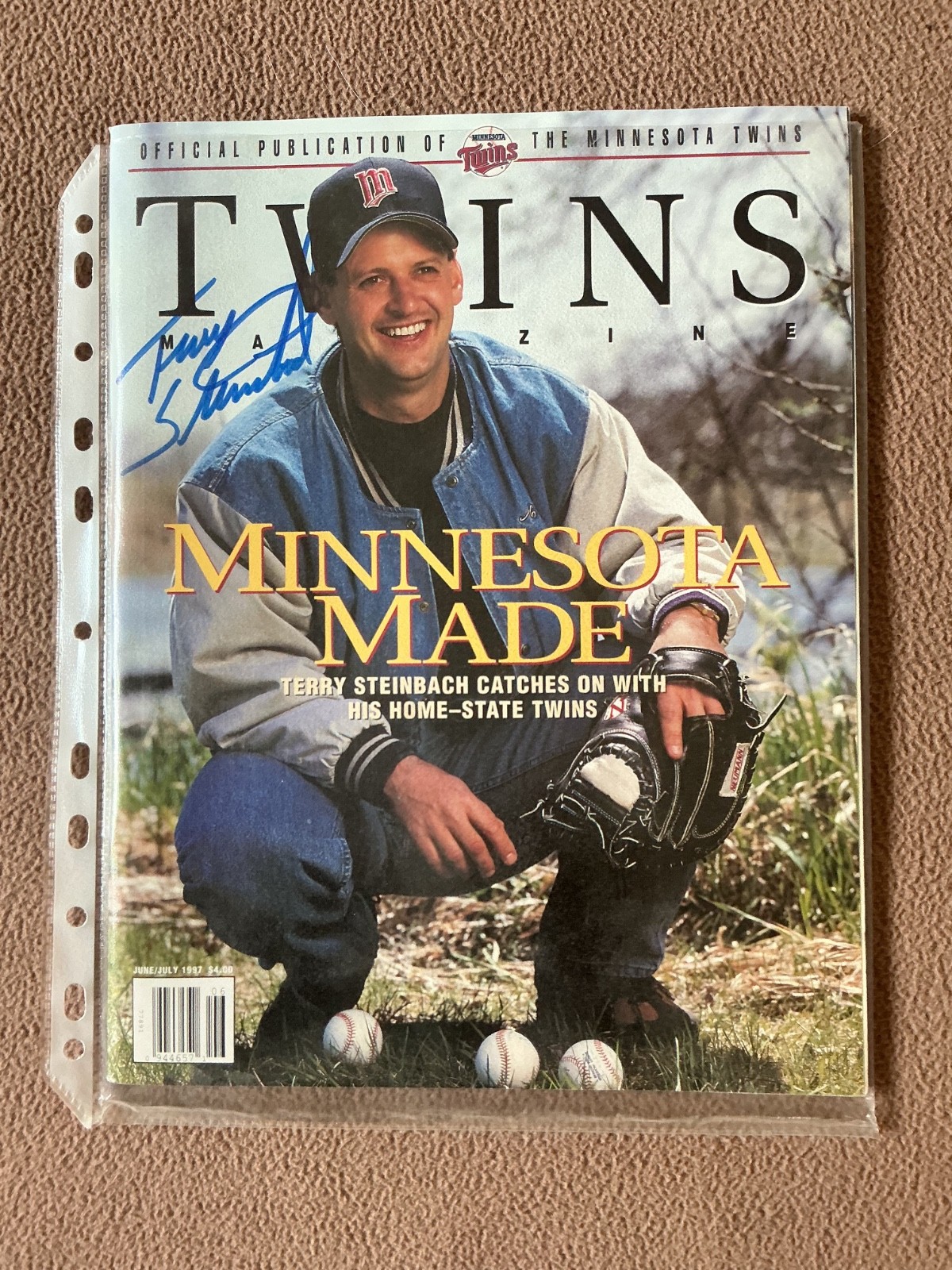 1997 Twins Magazine Program June/July Terry Steinbach Signed w/ clean score card
