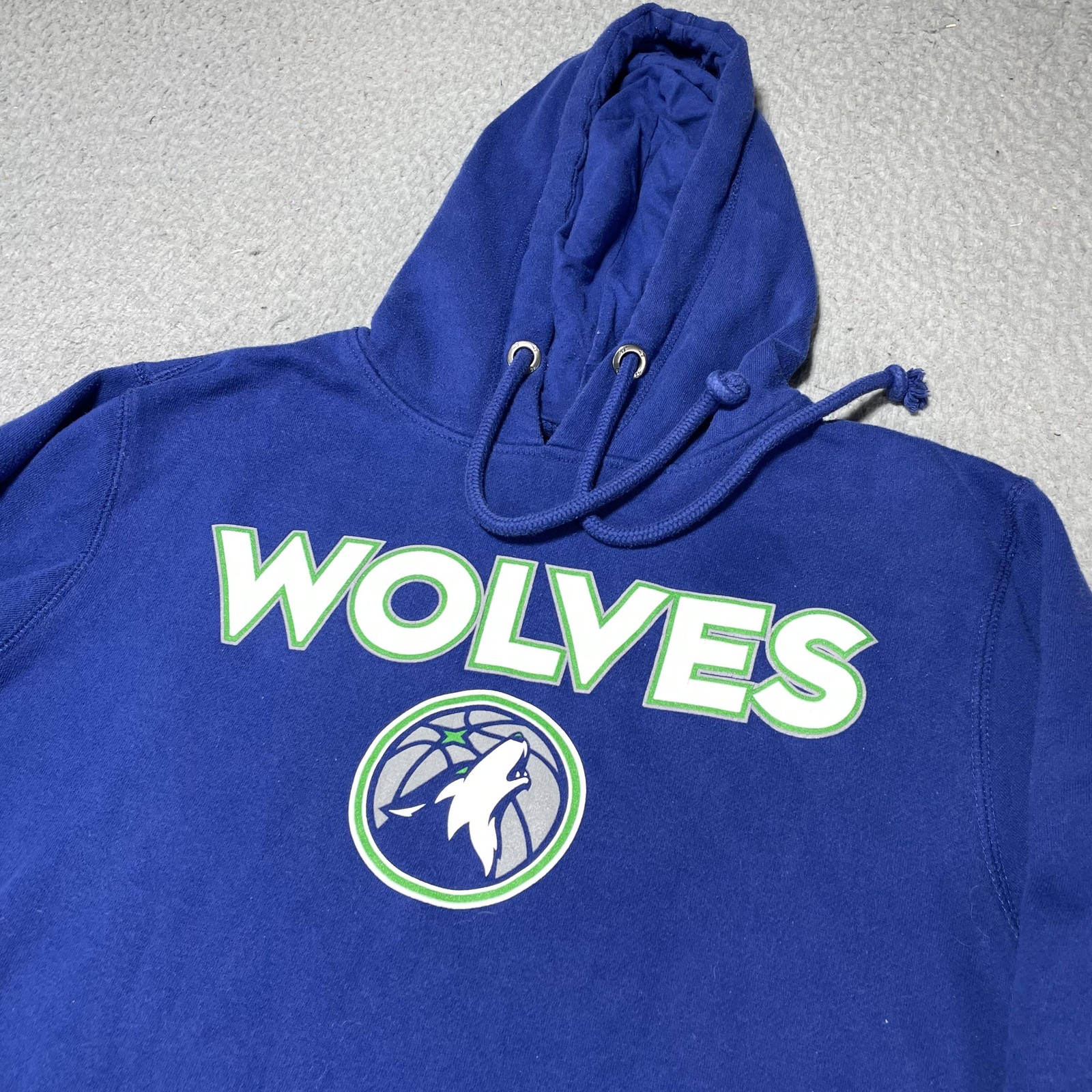 Minnesota Timberwolves Sweatshirt Mens Small Blue NBA Basketball 47 Hoodie