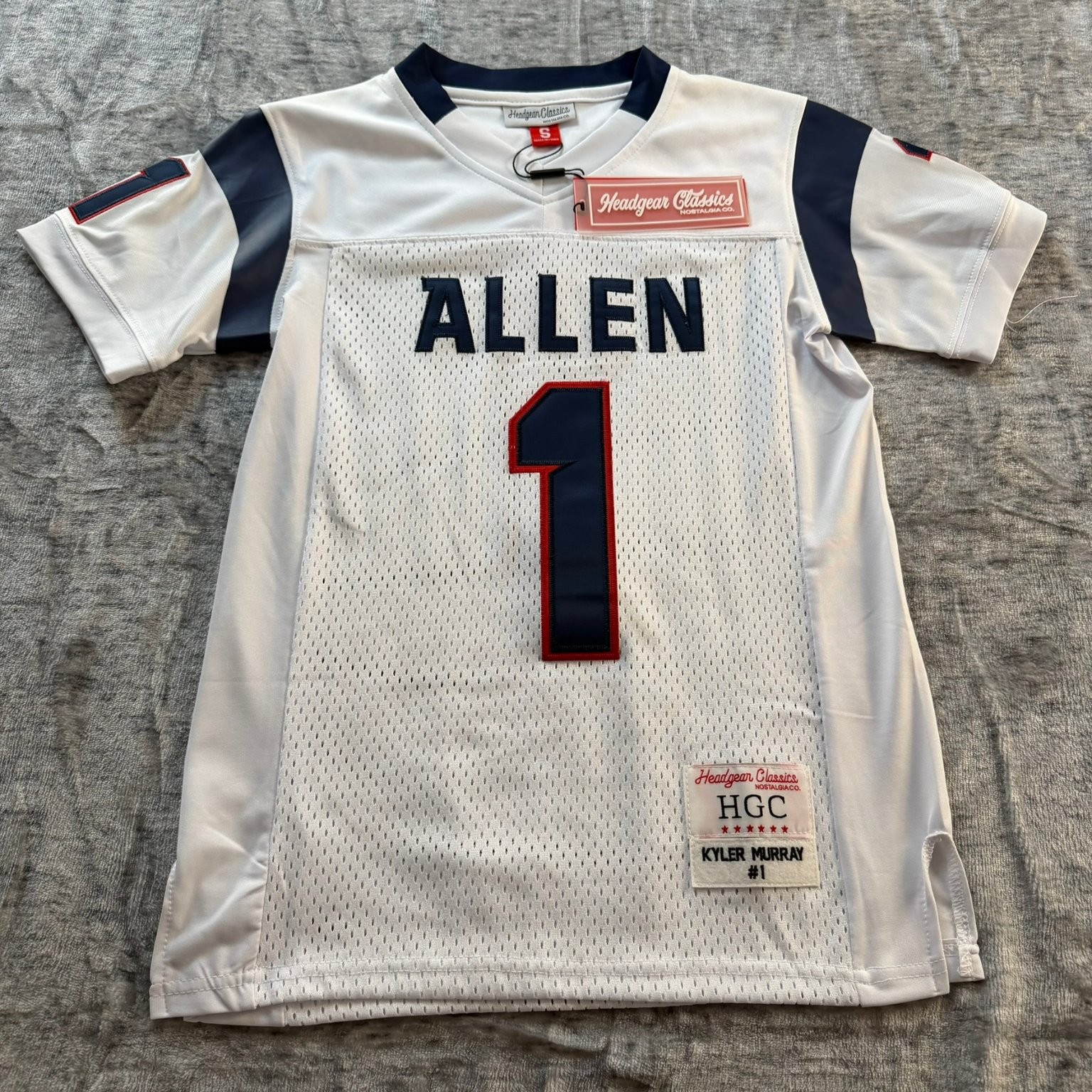 Kyler Murray #1 Football Jersey Headgear Classics Size Small NFL