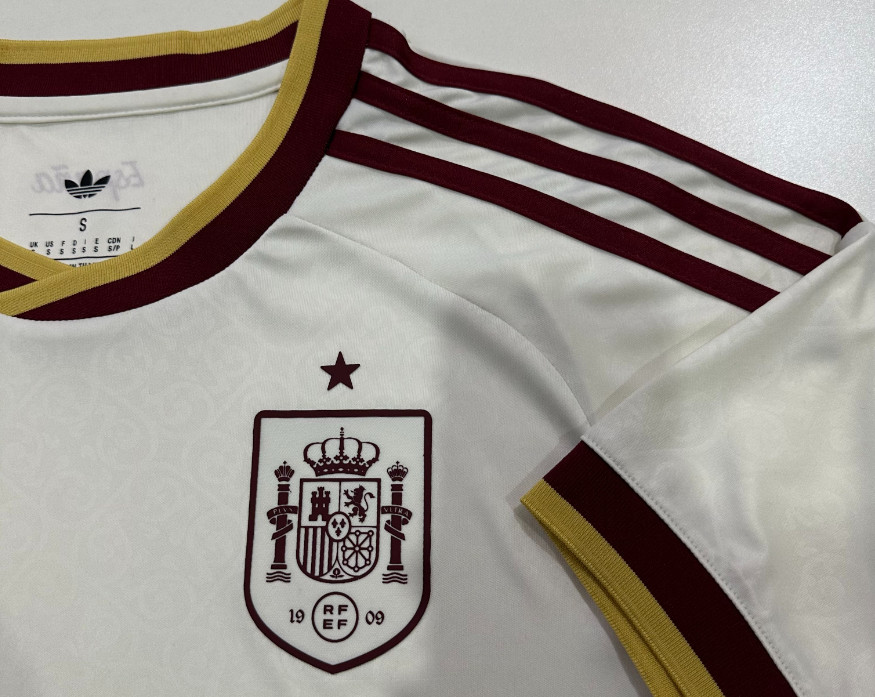 HOT NEW! Spain 2026 Away Soccer Jersey National Team Fan Shirt New Size S – 2XL