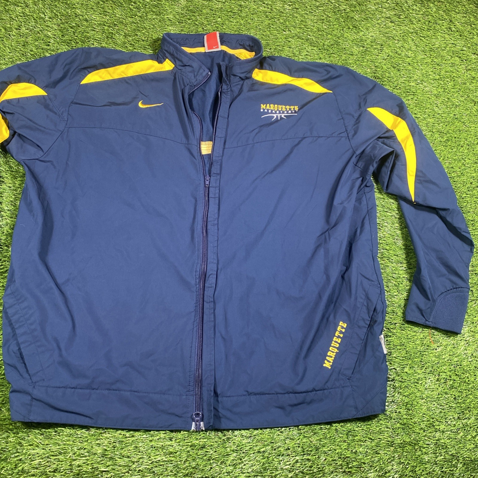 VTG Marquette Golden Eagles Basketball Nike Jacket Mens 2xl NCAA Windbreaker