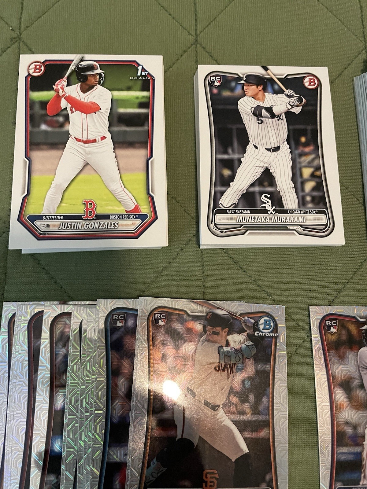 2026 Bowman Lot of 165 Base, Chrome, MOJOs, Top Prospects Numbered Card & 1 Auto
