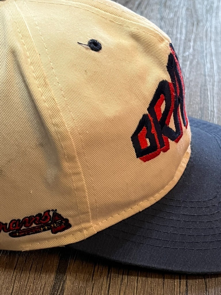 Vintage Atlanta Braves White Blue American Needle Snapback Hat Embroidered