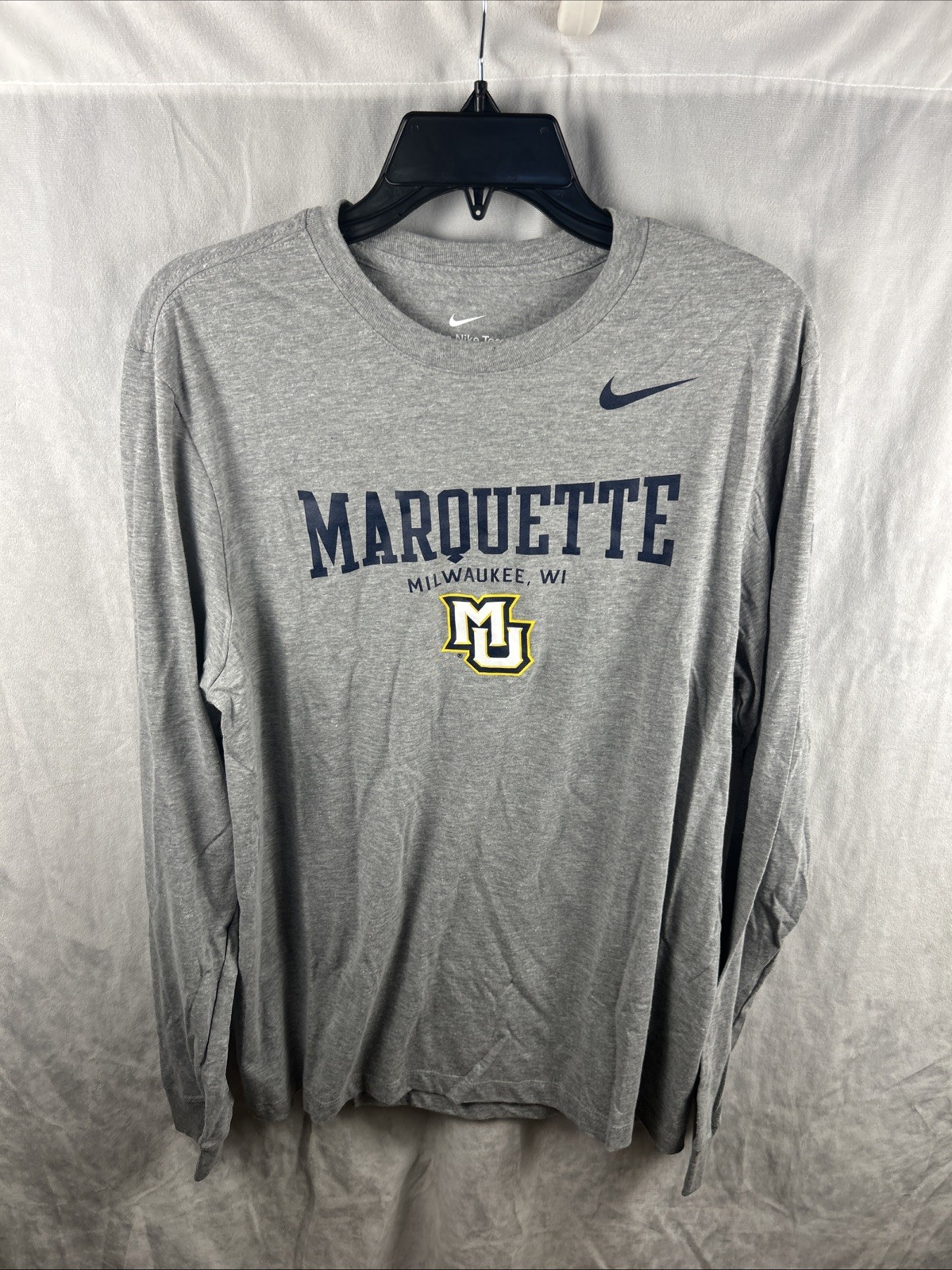 Nike Marquette University Golden Eagles T-shirt Long Sleeve Gray Men’s Large