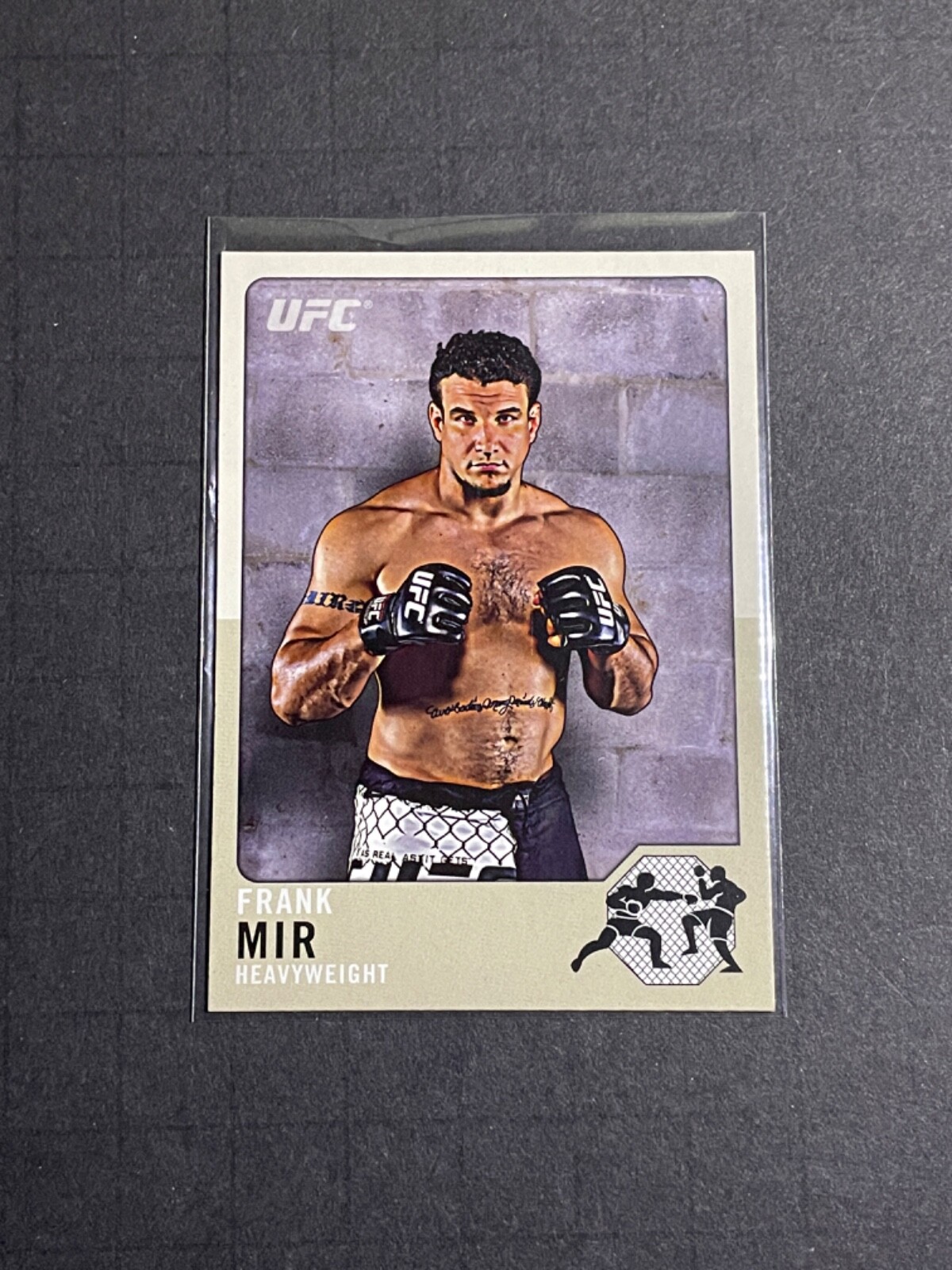 2011 Topps UFC Title Shot Inserts & Parallel Cards – See List – Buy 4+ Save 30%