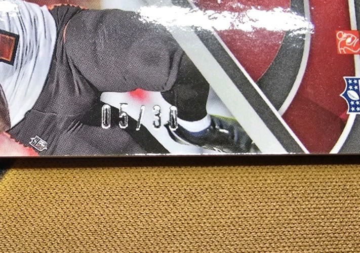 2021 Spectra – Rookie Patch Auto (Rpa) Jaelon Darden #237 Neon Purple, 5/30 Bucs
