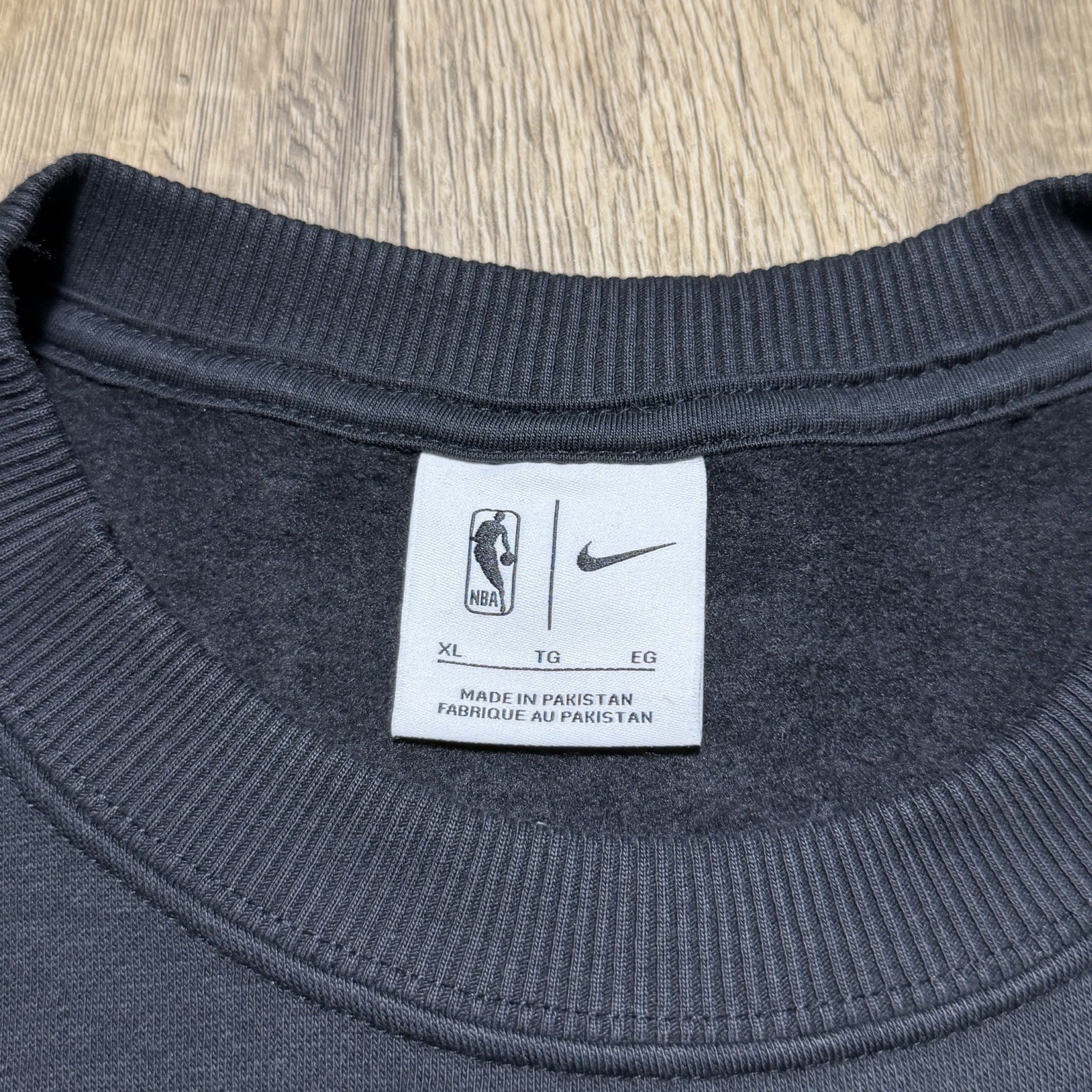Philadelphia 76ers Nike Classic Edition Hardwood Classics Fleece Sweatshirt XL