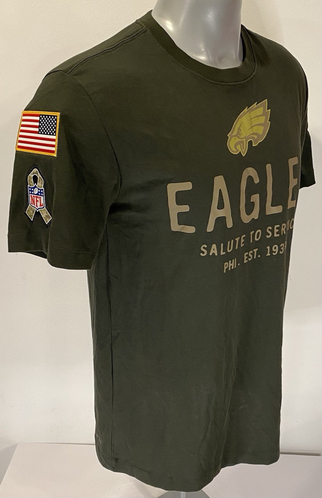 Philadelphia Eagles Nike Dri-Fit S Small T-Shirt Green Tee Salute to Service Men