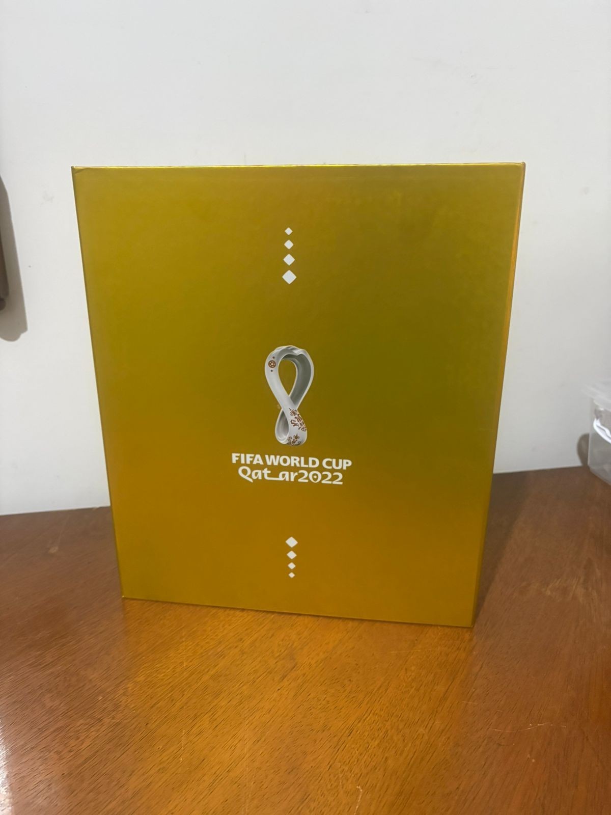 QATAR 2022 Panini Brasil – Empty Golden Box + SEALED Hardcover Golden Album