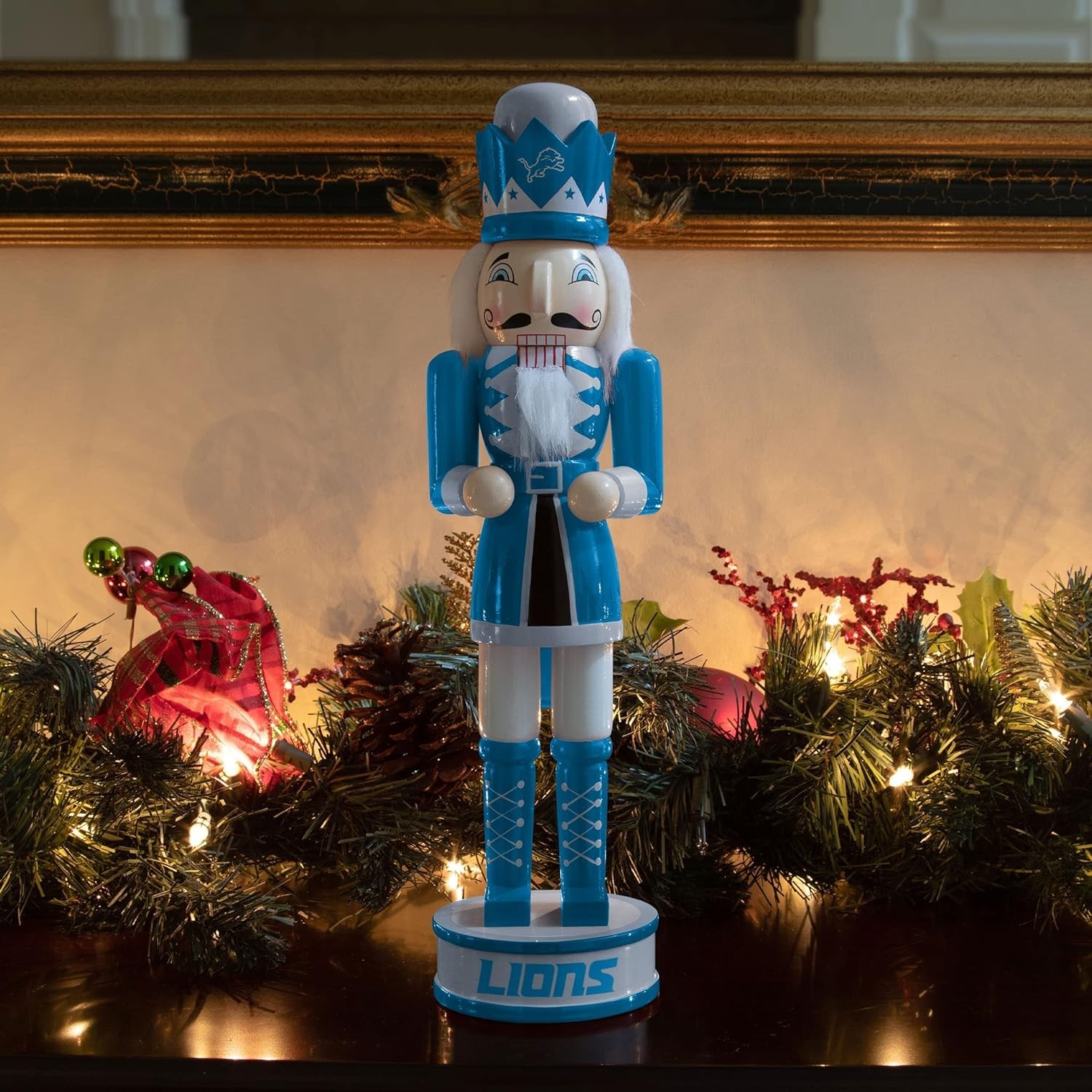 NFL Team Logo Collectible Holiday 14″ Nutcracker