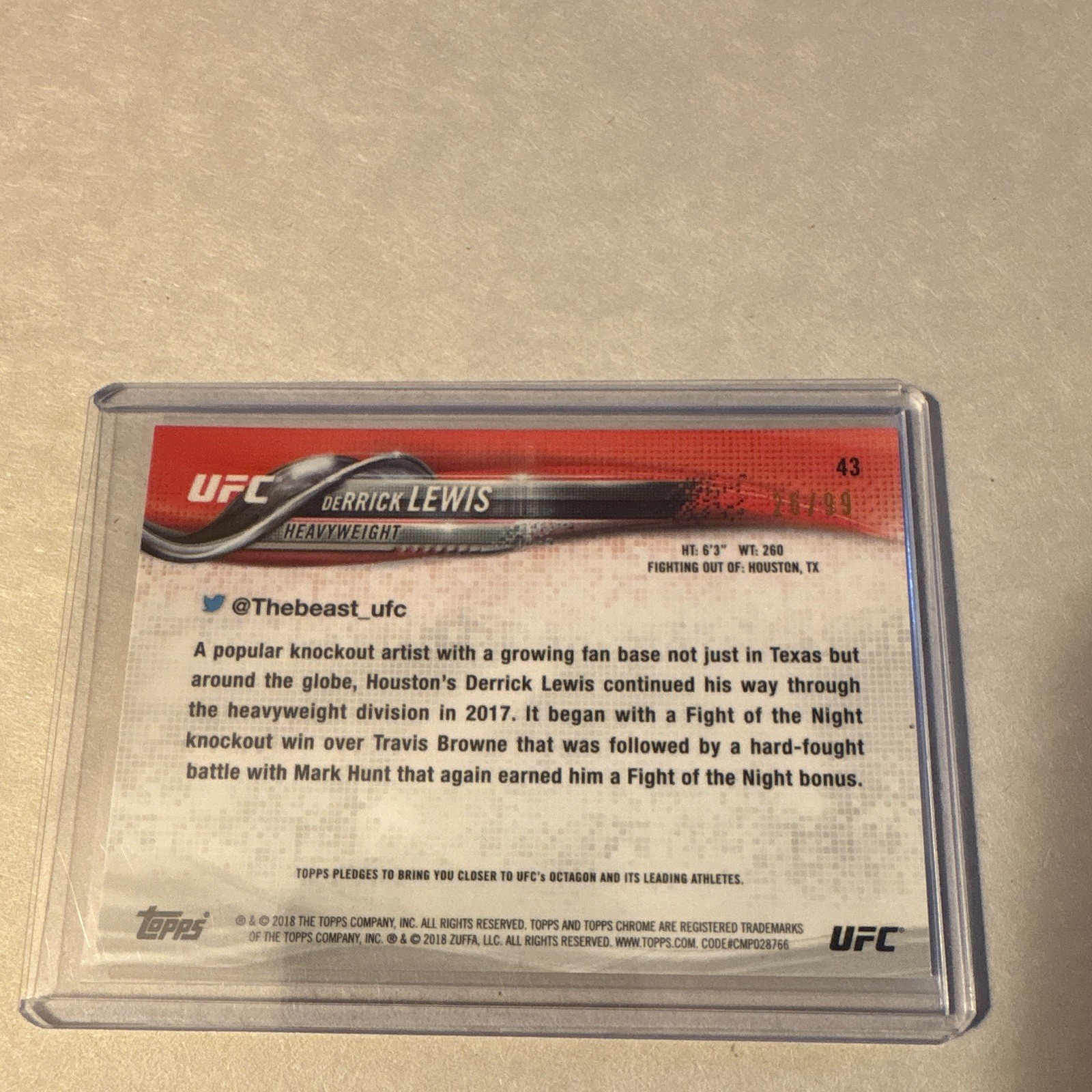 Topps 2018 Chrome UFC Derrick Lewis #43 Green Refractor Serial Numbered /99