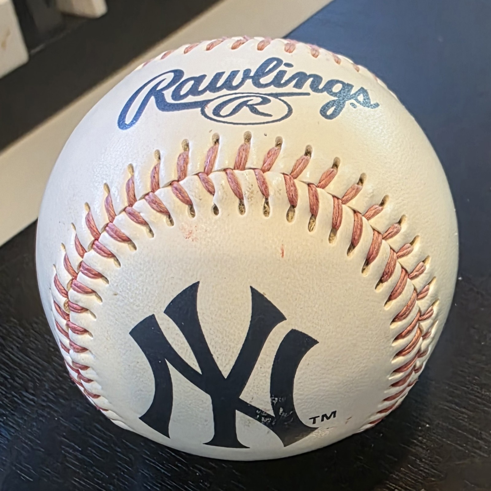 Rawlings MLB New York Yankees Team Logo Baseball
