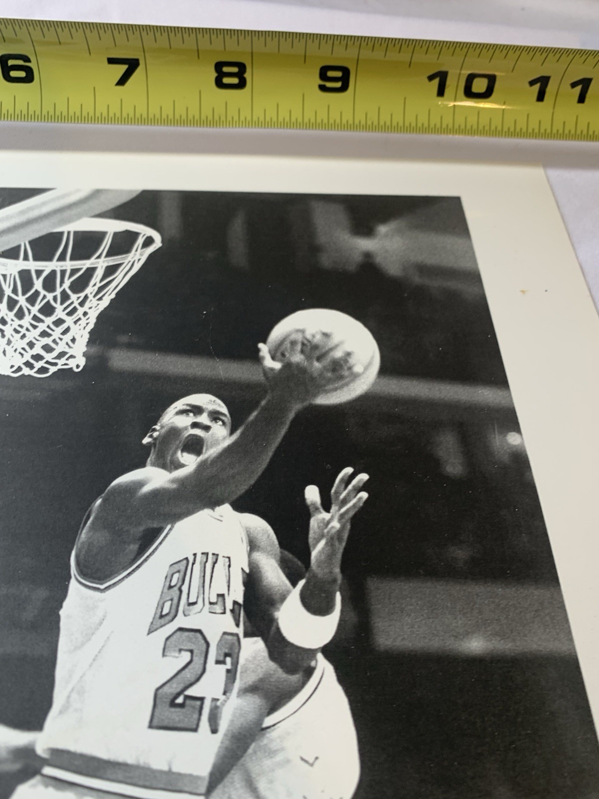 Vintage Chicago Bulls Michael Jordan black & white basketball photo 8x10in.
