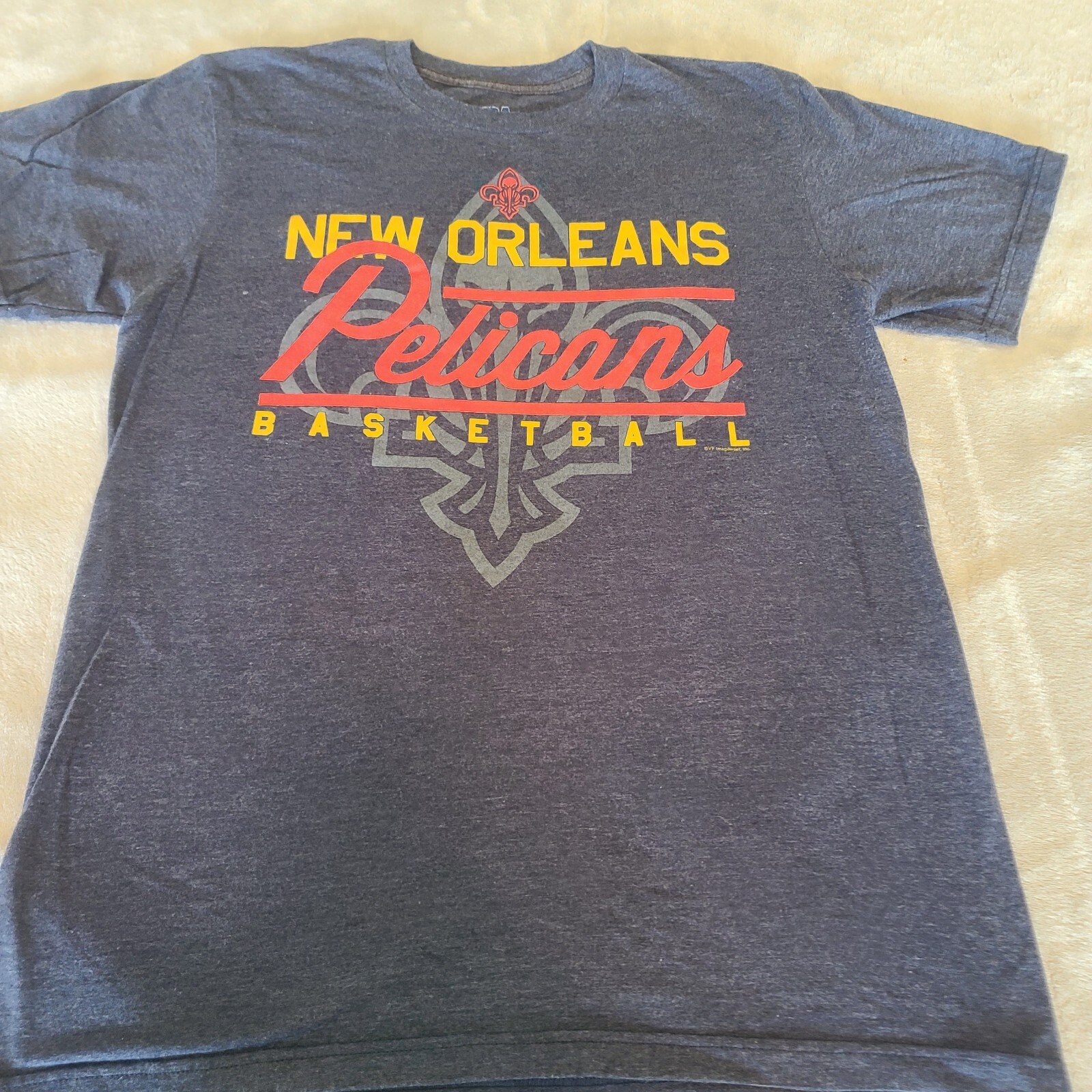 New Orleans Pelicans Mens Medium Gray Basketball Shirt NBA