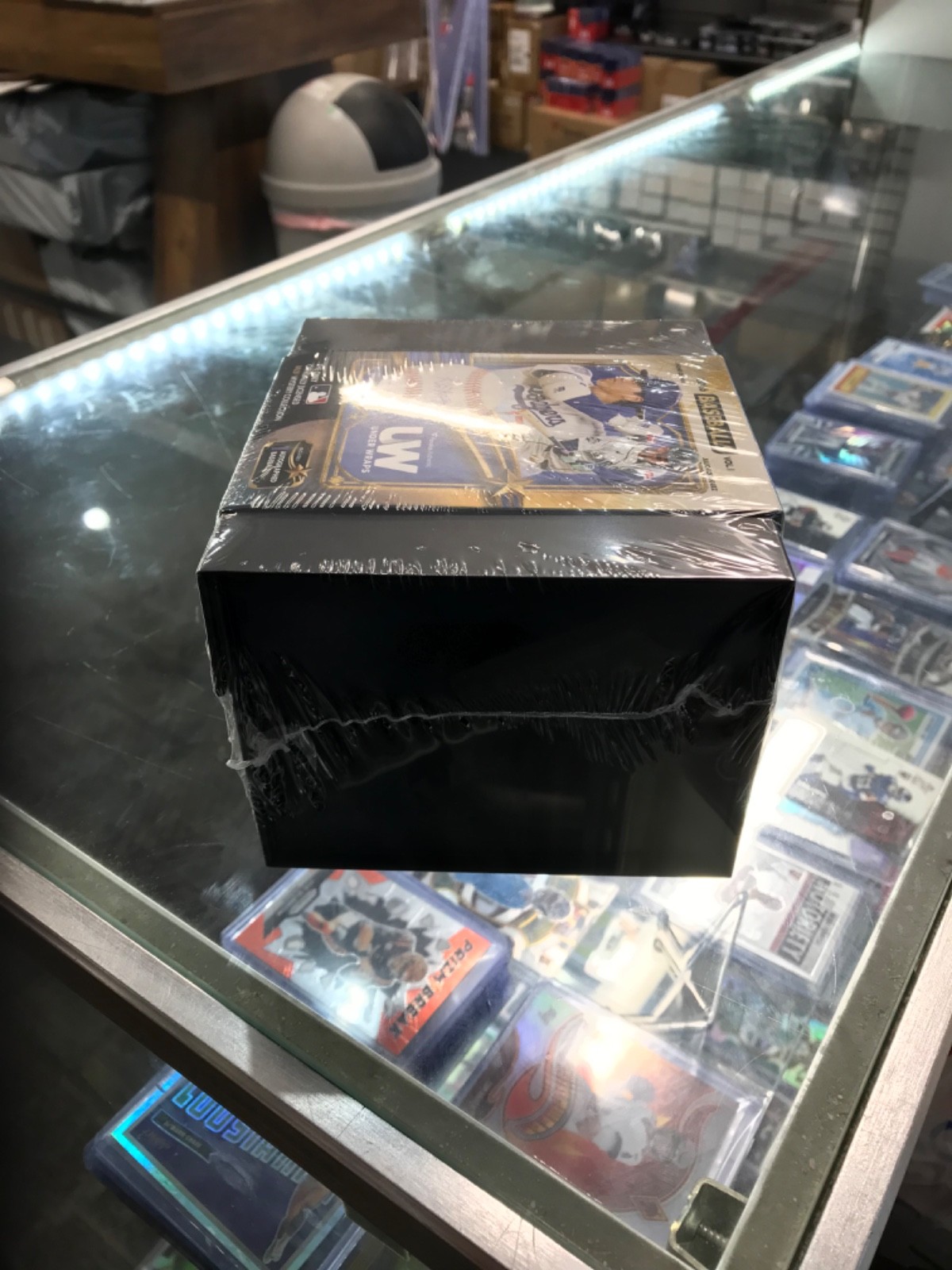 2026 Fanatics Under Wraps Autographed MLB Baseballs Vol 1 – Single Mystery Box