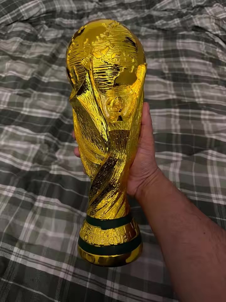 New Top Quality Resin 1:1 World Cup Football Trophy Full Size36cm Fast Shipping