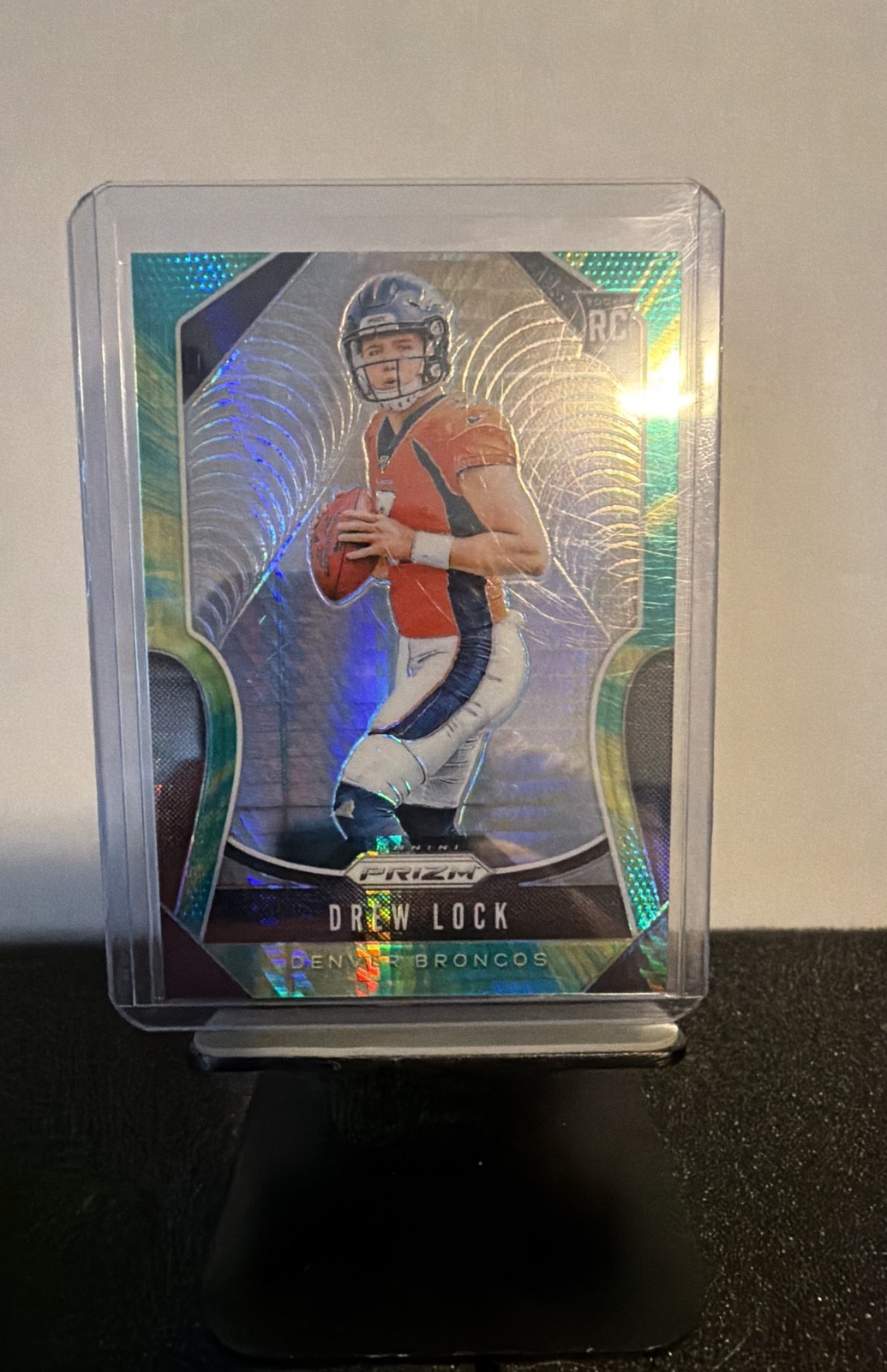 2019 Panini Prizm – Rookies Drew Lock #304 Hyper Prizm /175 (RC) Giants