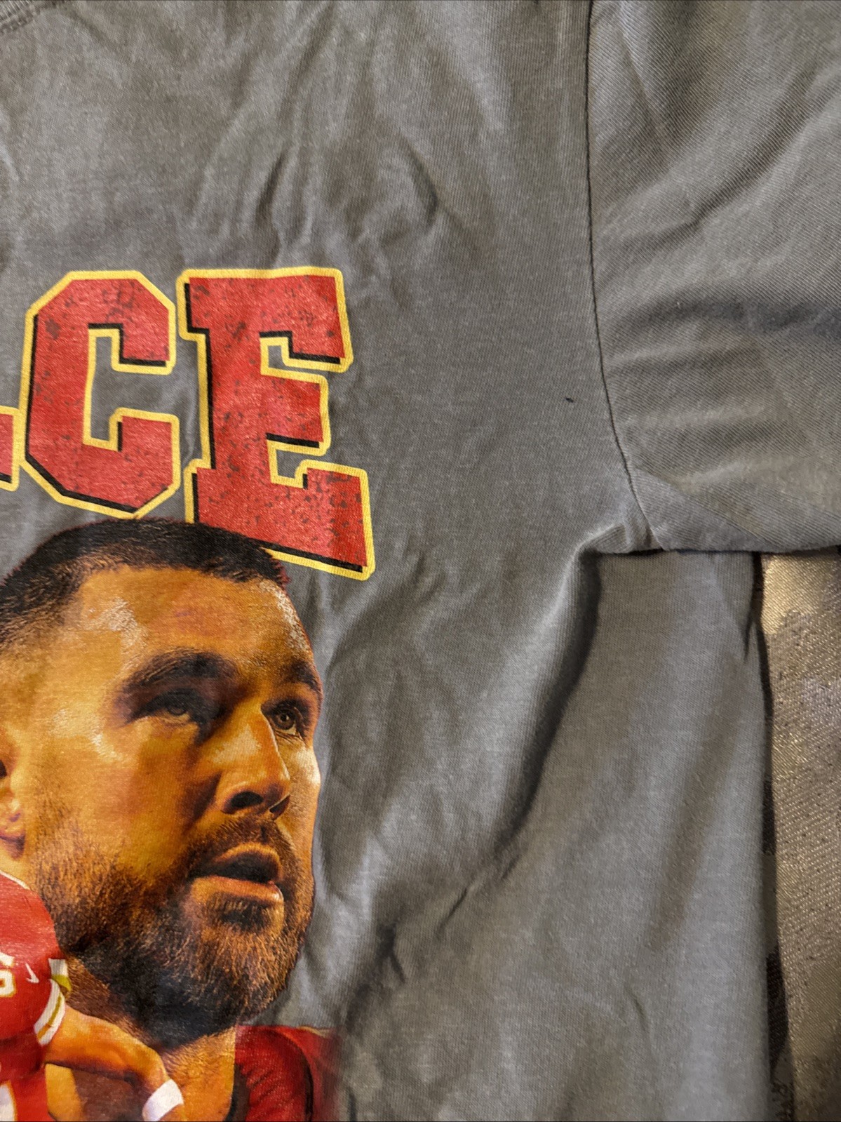 Travis Kelce Kansas City Chiefs Comfort Colors Gray Player Collage Shirt Medium
