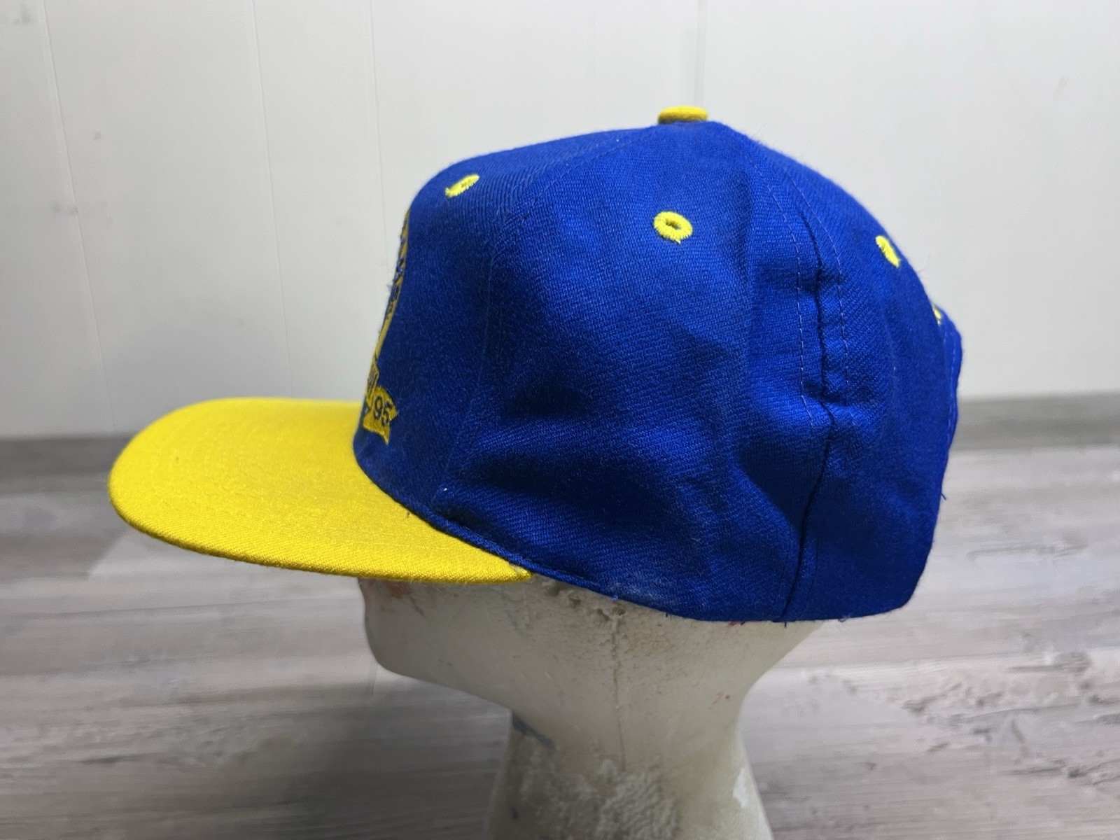 Vintage 1995 St Louis Rams Inaugural Season Logo Athletic Snapback Hat NFL 90s