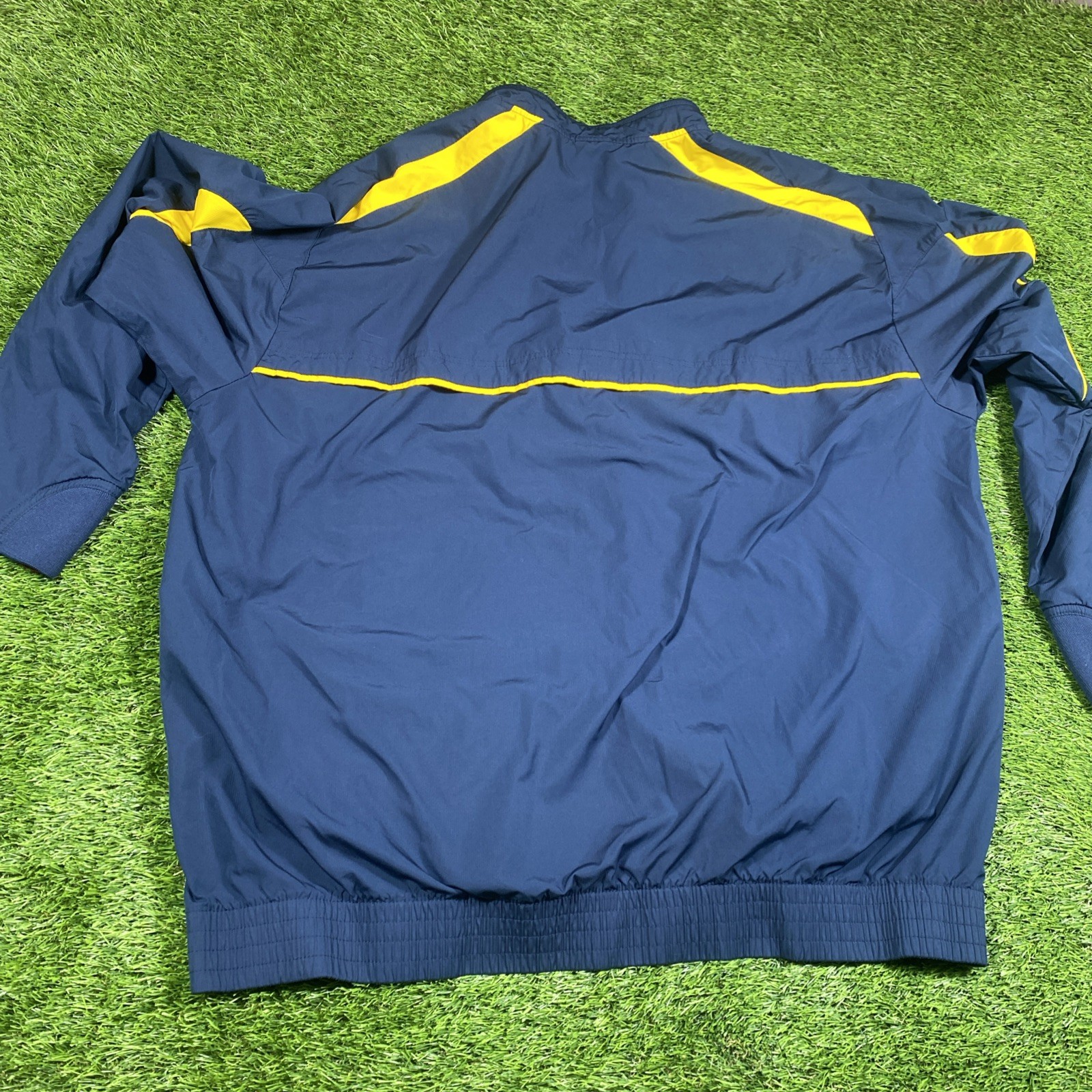VTG Marquette Golden Eagles Basketball Nike Jacket Mens 2xl NCAA Windbreaker