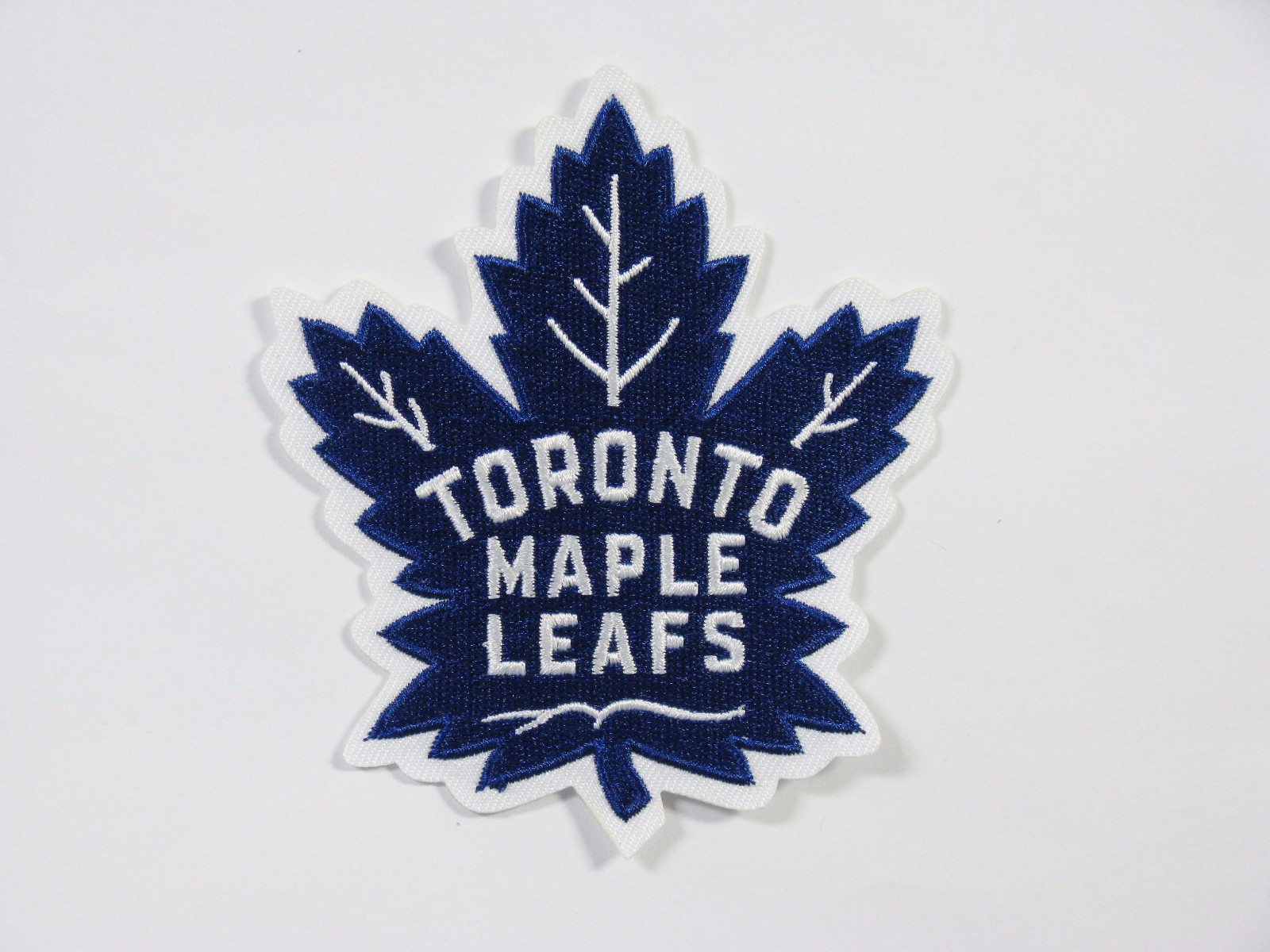 LOT OF (1) HOCKEY (NEW) TORONTO MAPLE LEAFS EMBROIDERED PATCH ITEM # 122