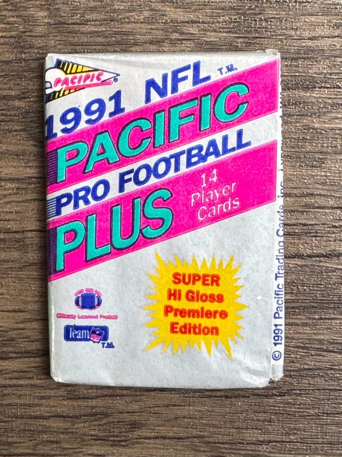 One (1) Pack 1991 Pacific NFL Football Cards Sealed Unopened Wax Pack