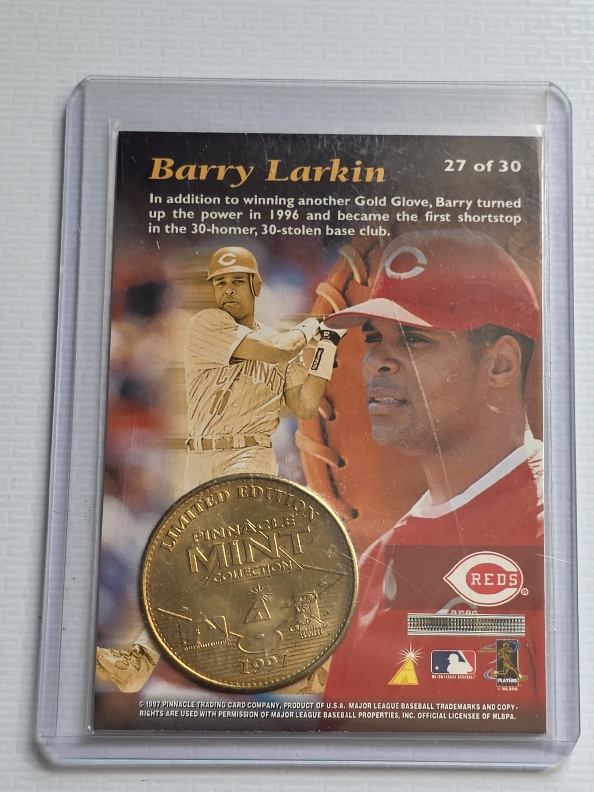 1997 Pinnacle Mint Collection Card Limited Edition Player Coin Barry Larkin #27