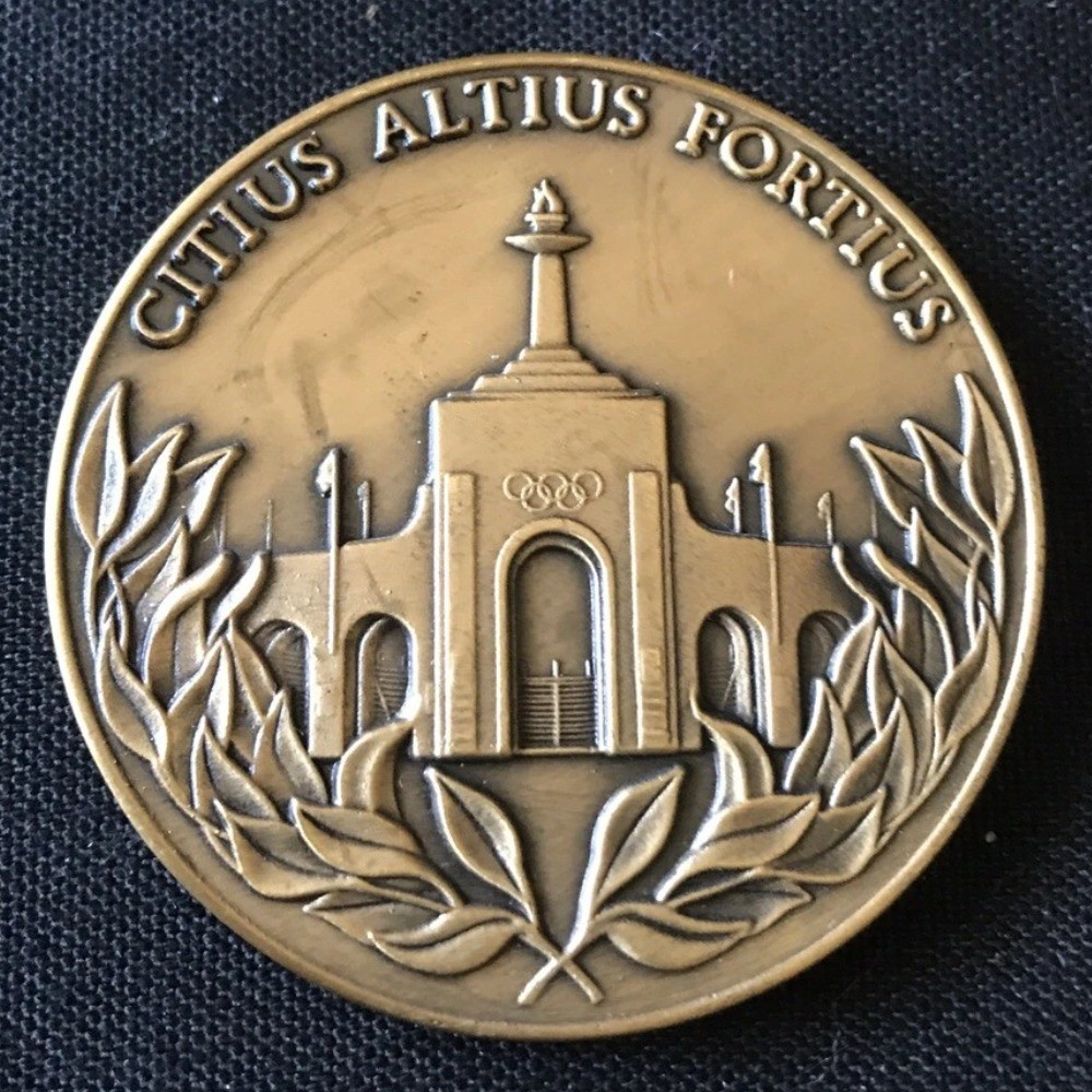 Los Angeles 1984 Summer Olympics Volunteer Participation Medal – Great Condition
