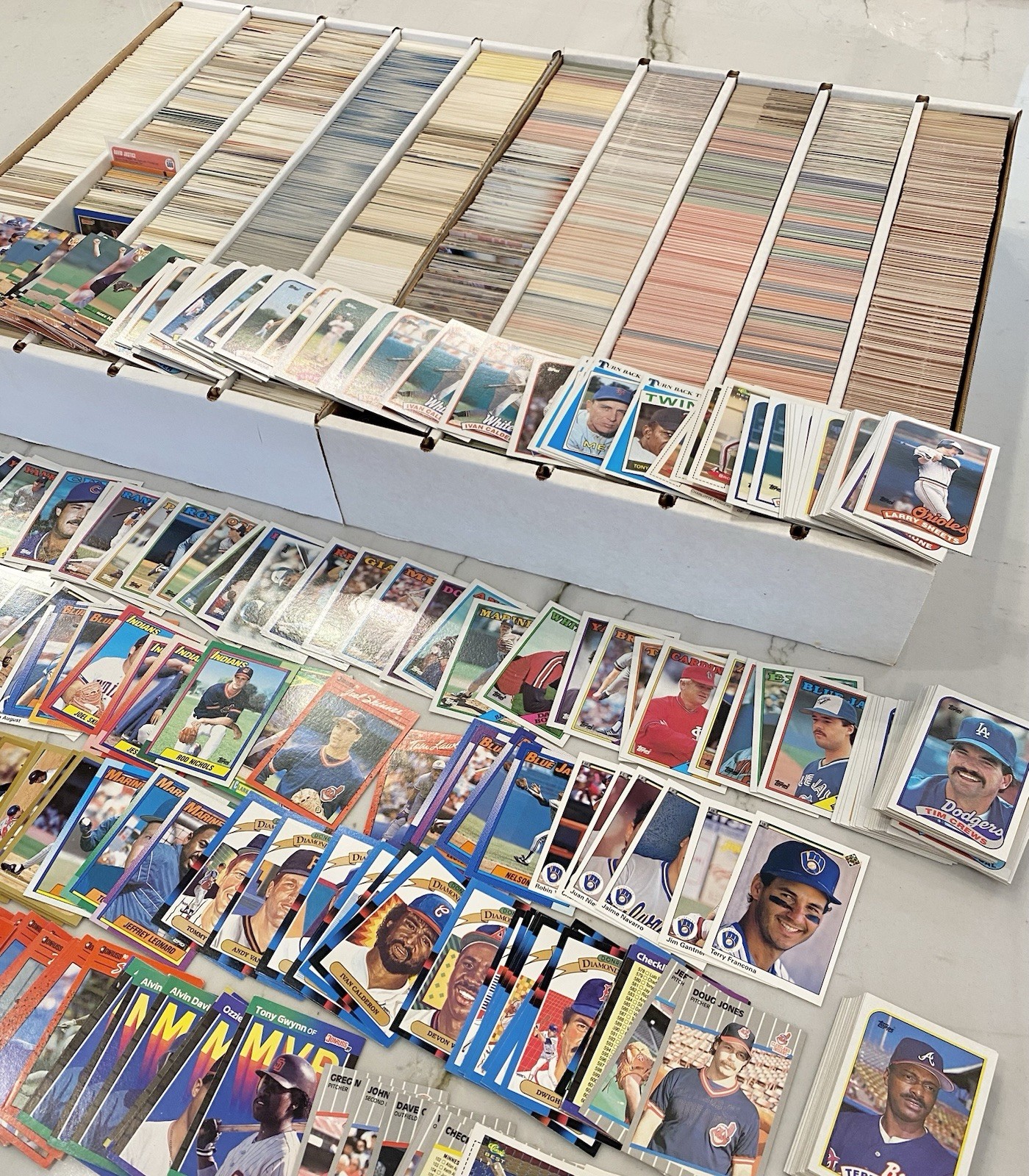 Vintage MLB Baseball Cards Lot Of 1000. 1980s, 1990s, 2000s, Great variety.