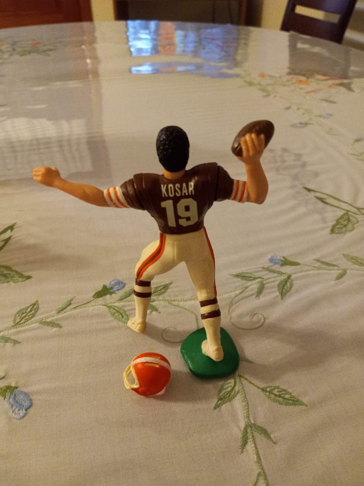 1988 Bernie Kosar Starting Lineup Figure and Card Super Nice Loose See Pics