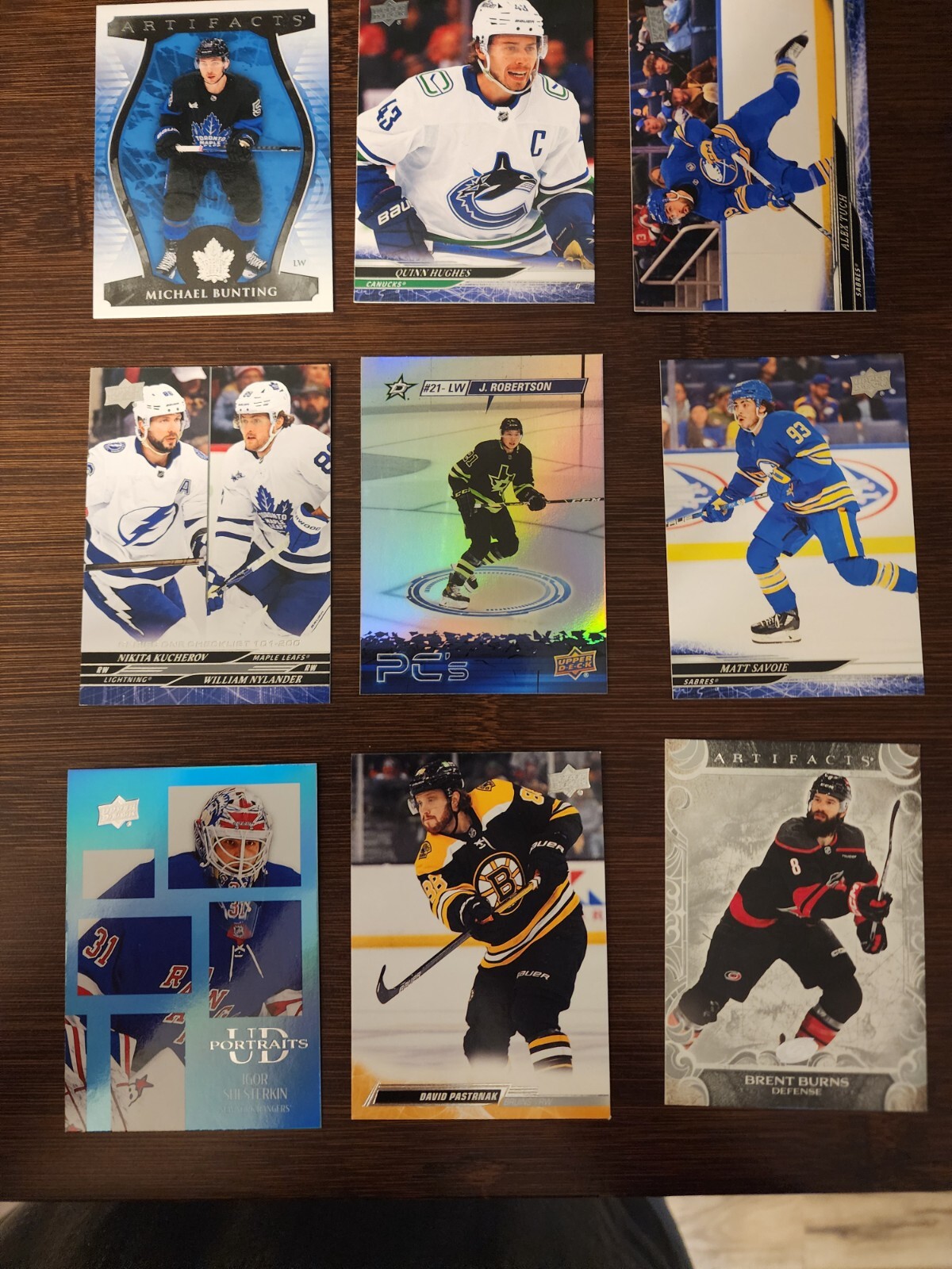 25 Card Hockey Lot w/ Rookies, Stars, Inserts, Base-Pick Your TEAM – GREAT GIFT!