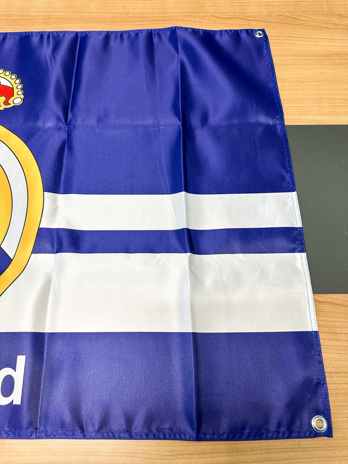 Real Madrid Classic Crest Satin Banner Flag – 120 × 70 cm (47.2” × 27.6”)