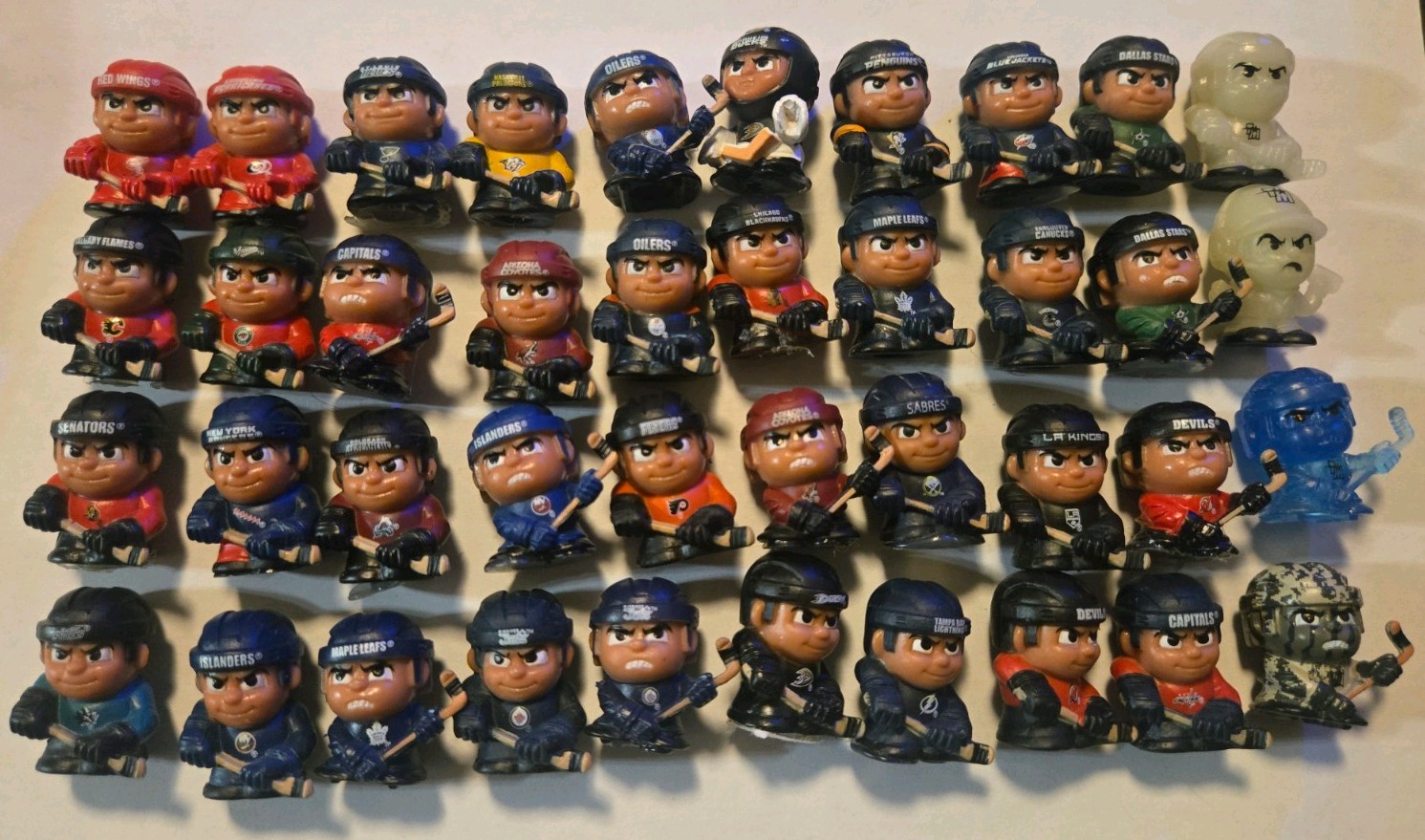 NHL TeenyMates Mini Hockey Player Figures Lot(40) Assorted, some rares